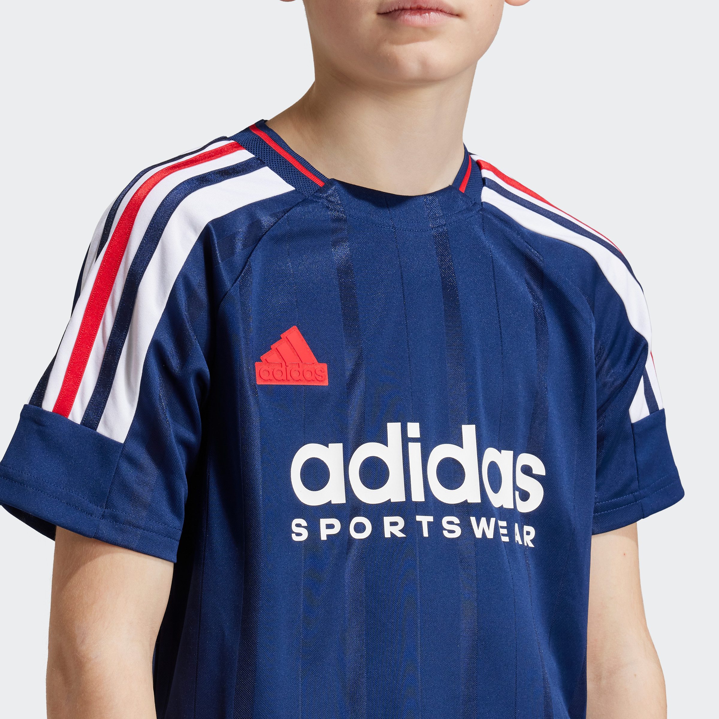adidas Sportswear T-shirt J NP TEE