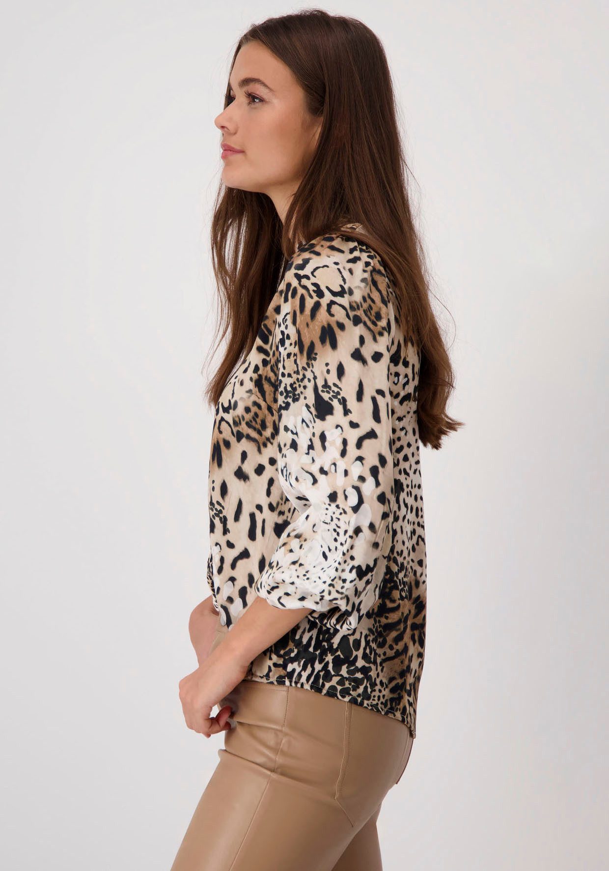 Monari Blouse zonder sluiting Blouse leo allover met all-over animal-print