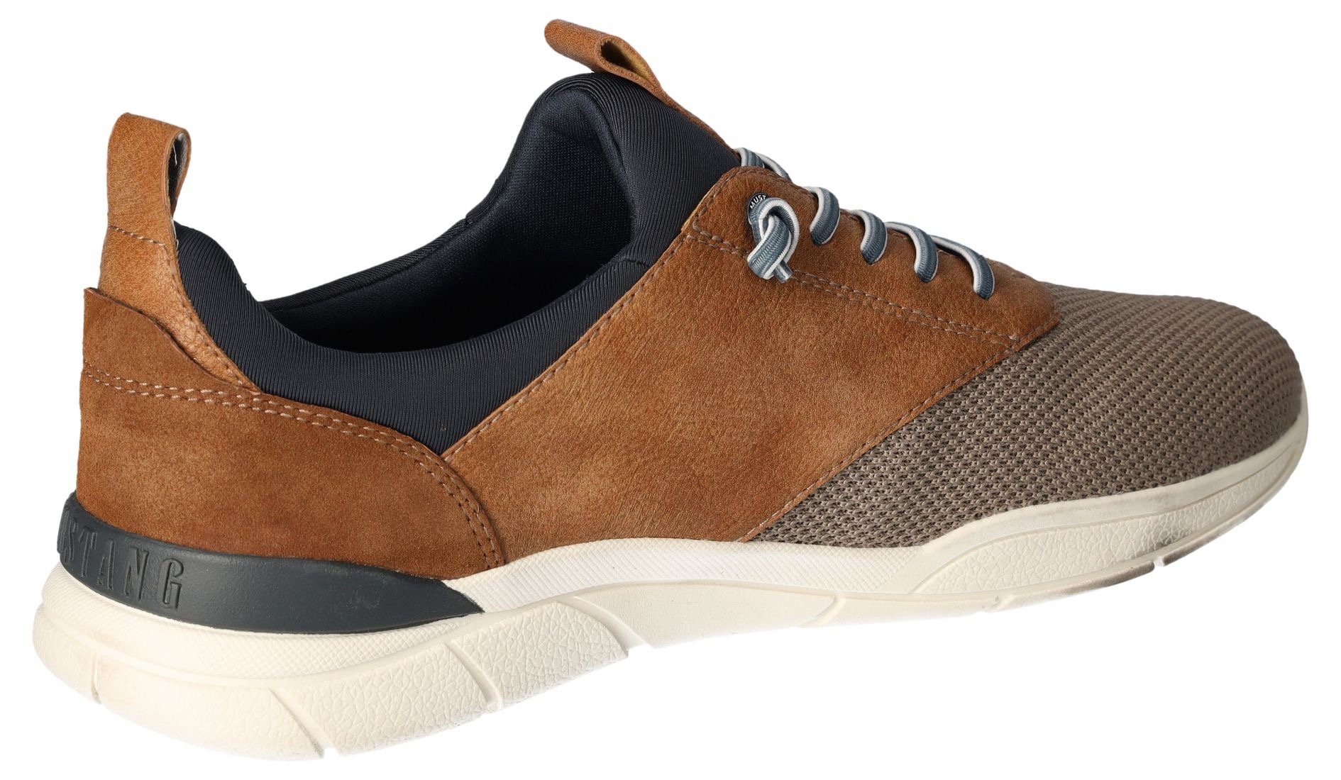 Mustang Shoes Slip-on sneakers met mustang merketiket, vrijetijdsschoen, lage schoen, instapschoen