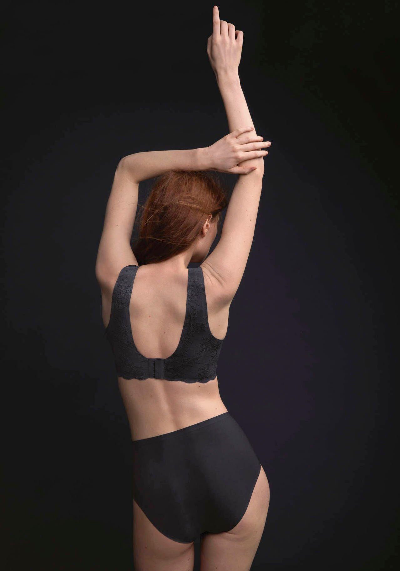 Anita Comfort Bralette Essentials Kant met voorgevormde cups Bloemige kant, uitneembare schuimcups, delicate zijden band (1-delig)