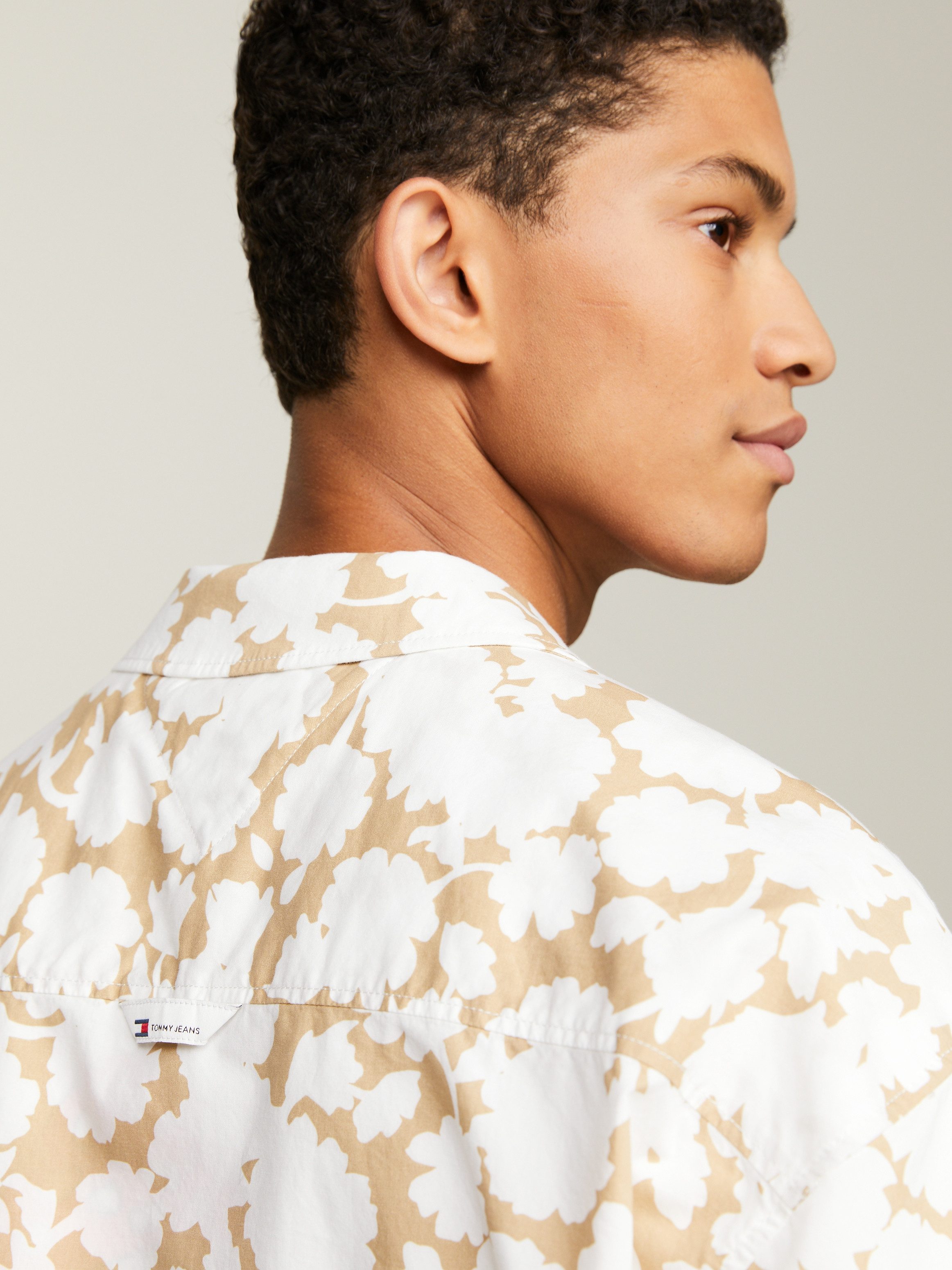 TOMMY JEANS Overhemd met korte mouwen TJM RLX FLORAL AOP CAMP SHIRT