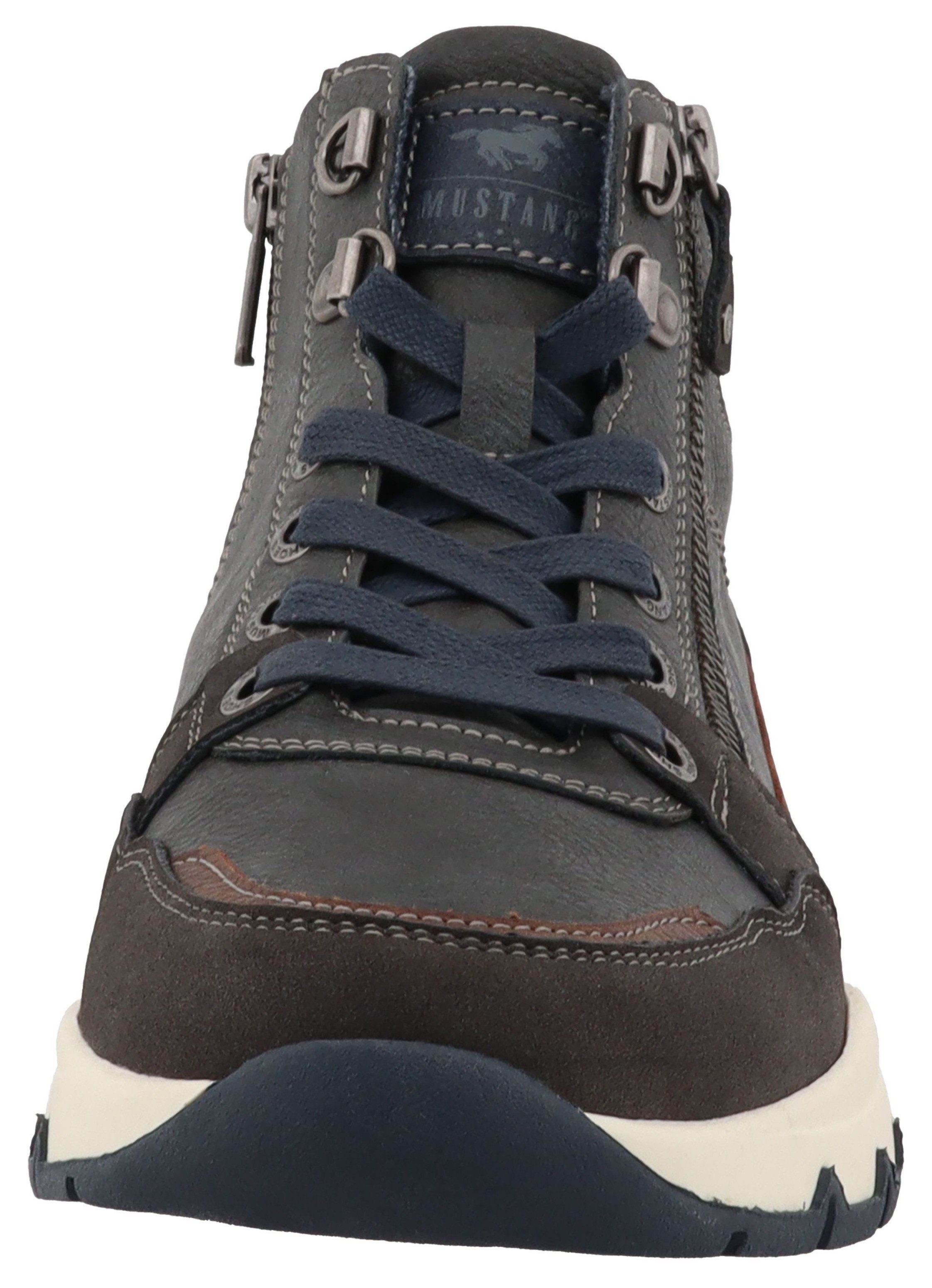 Mustang Shoes Sneakers Mart