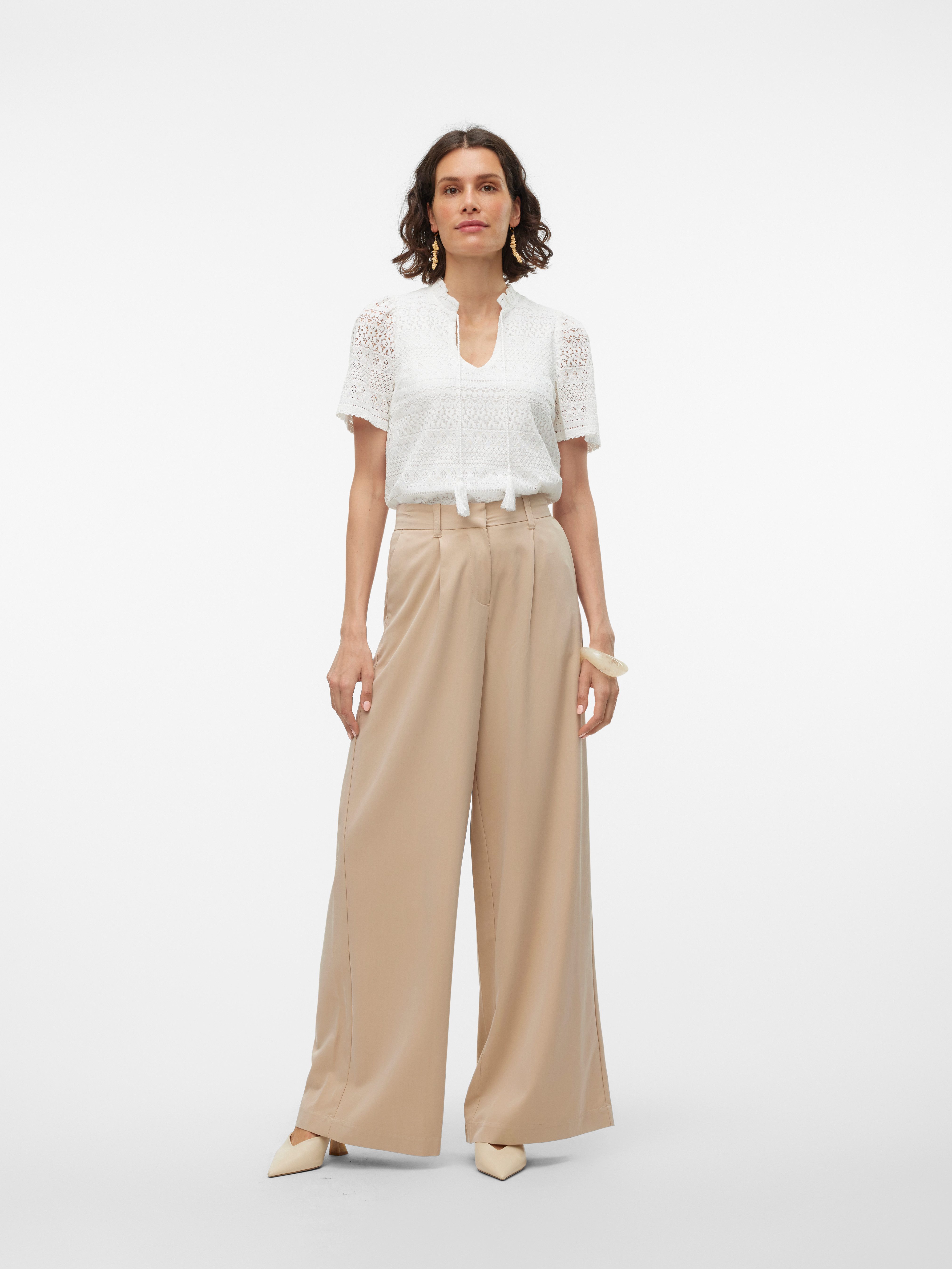 Vero Moda Kanten shirt VMHONEY LACE S/S TASSEL TOP WVN GA