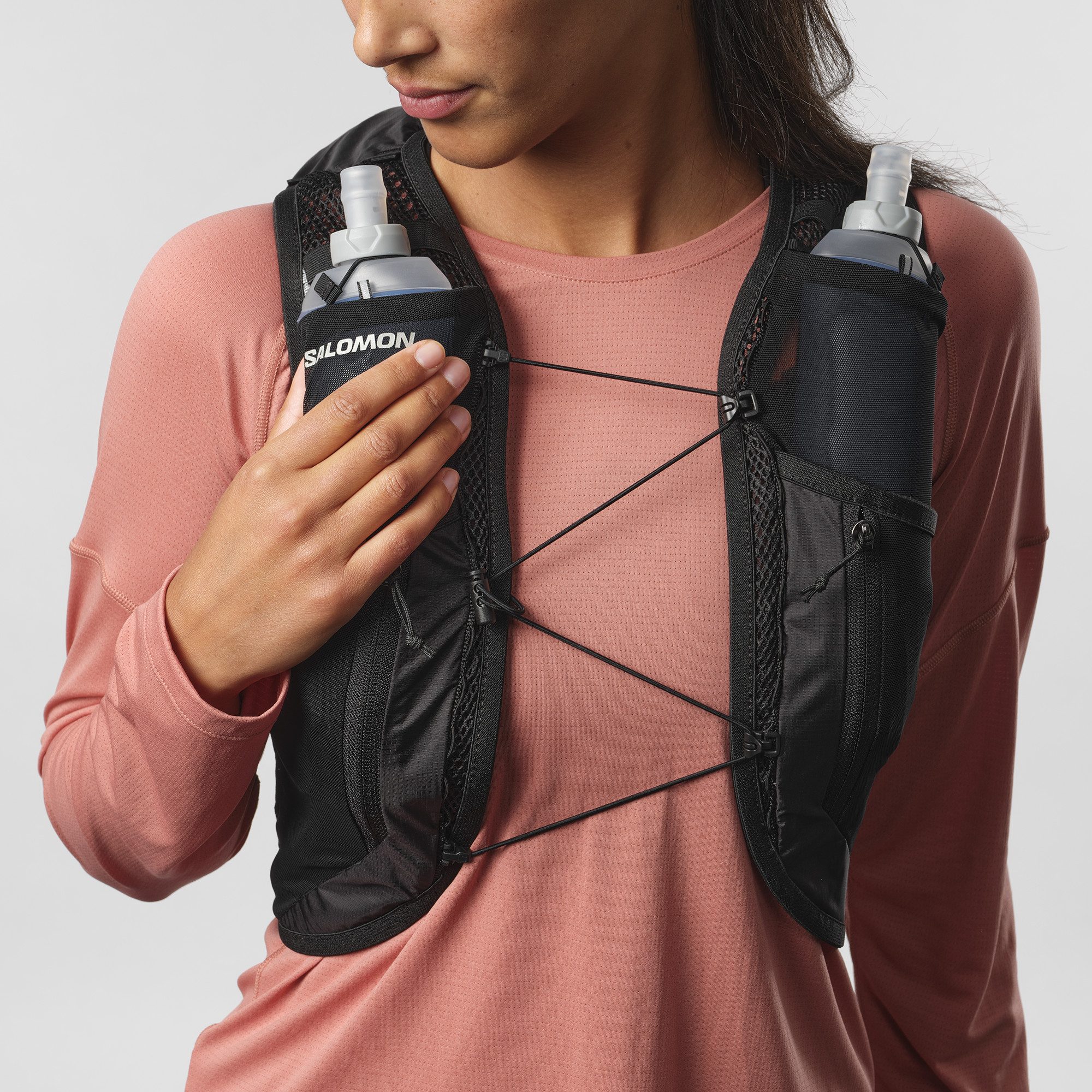 Salomon Drinkrugzak ACTIVE SKIN 12 met praktische flessenvakken