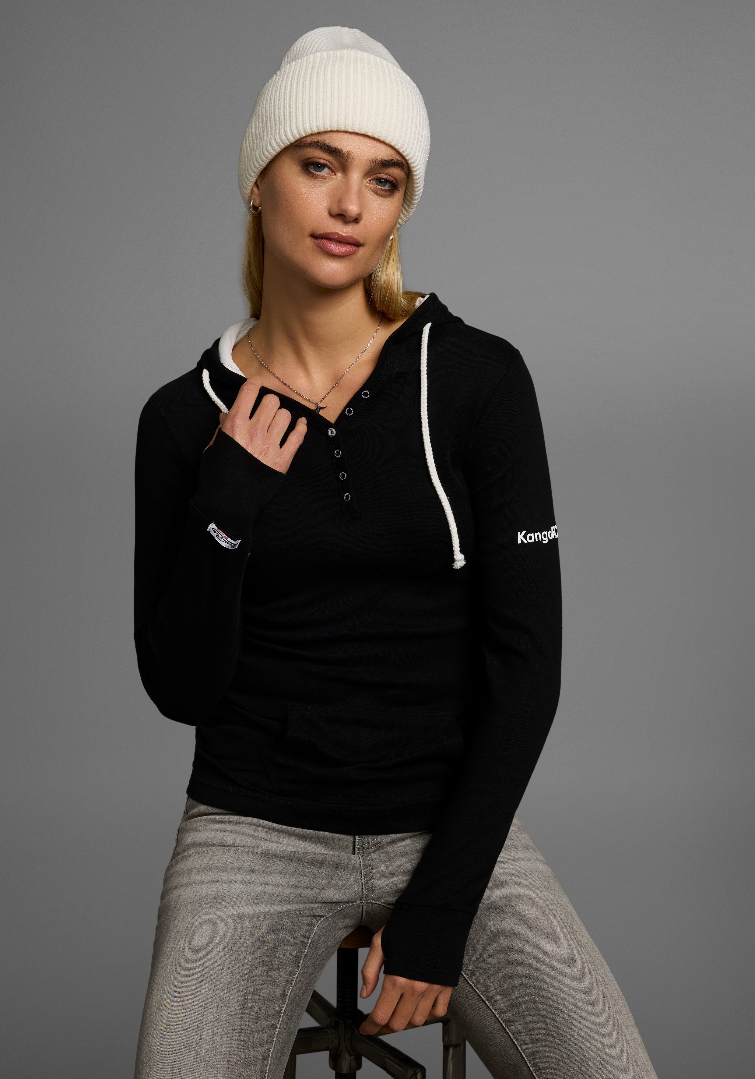 KangaROOS Capuchonshirt Lange mouwen met duimgaten, figuurvolgende snit, van jersey stof