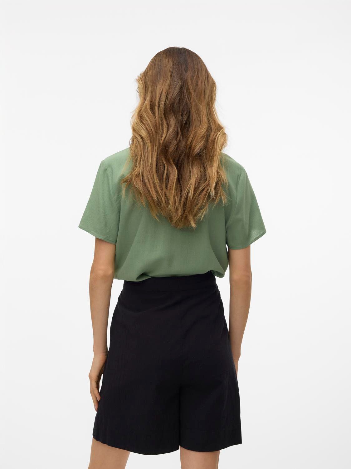 Vero Moda Shirt VMMYMILO SS V-NECK TOP WVN GA