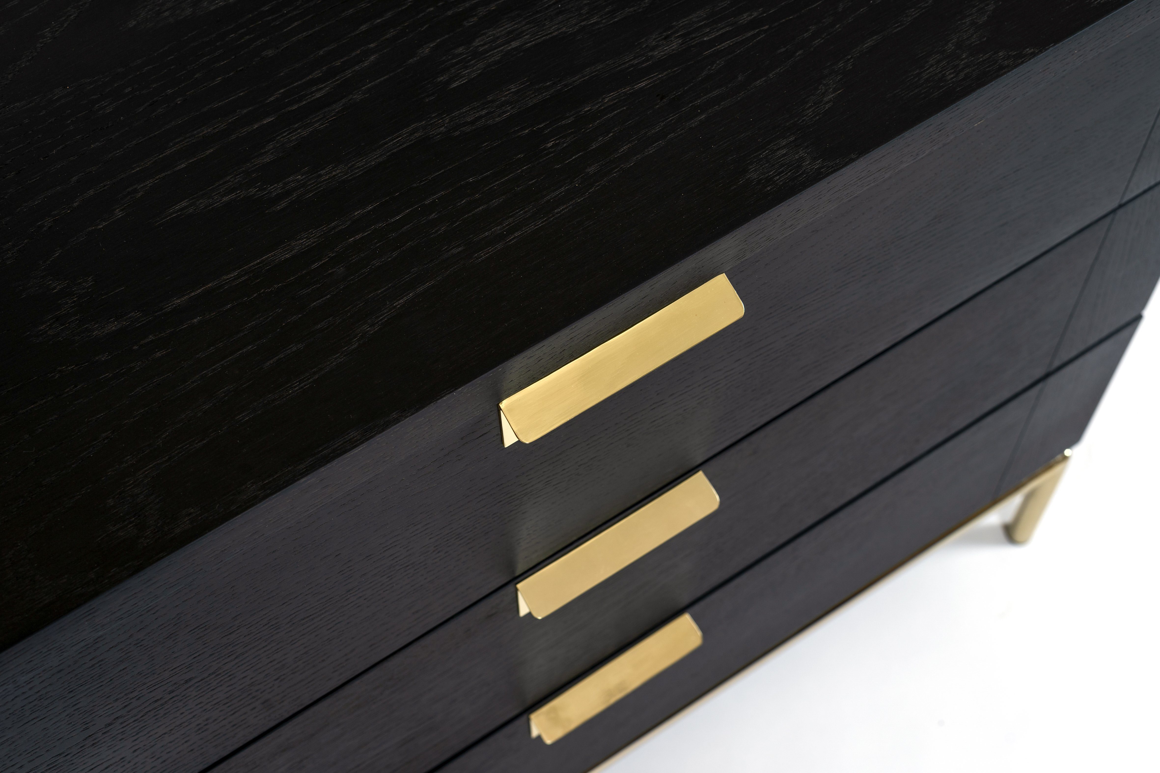 Woodman Kast Houtfineer van walnoot, Scandinavisch design