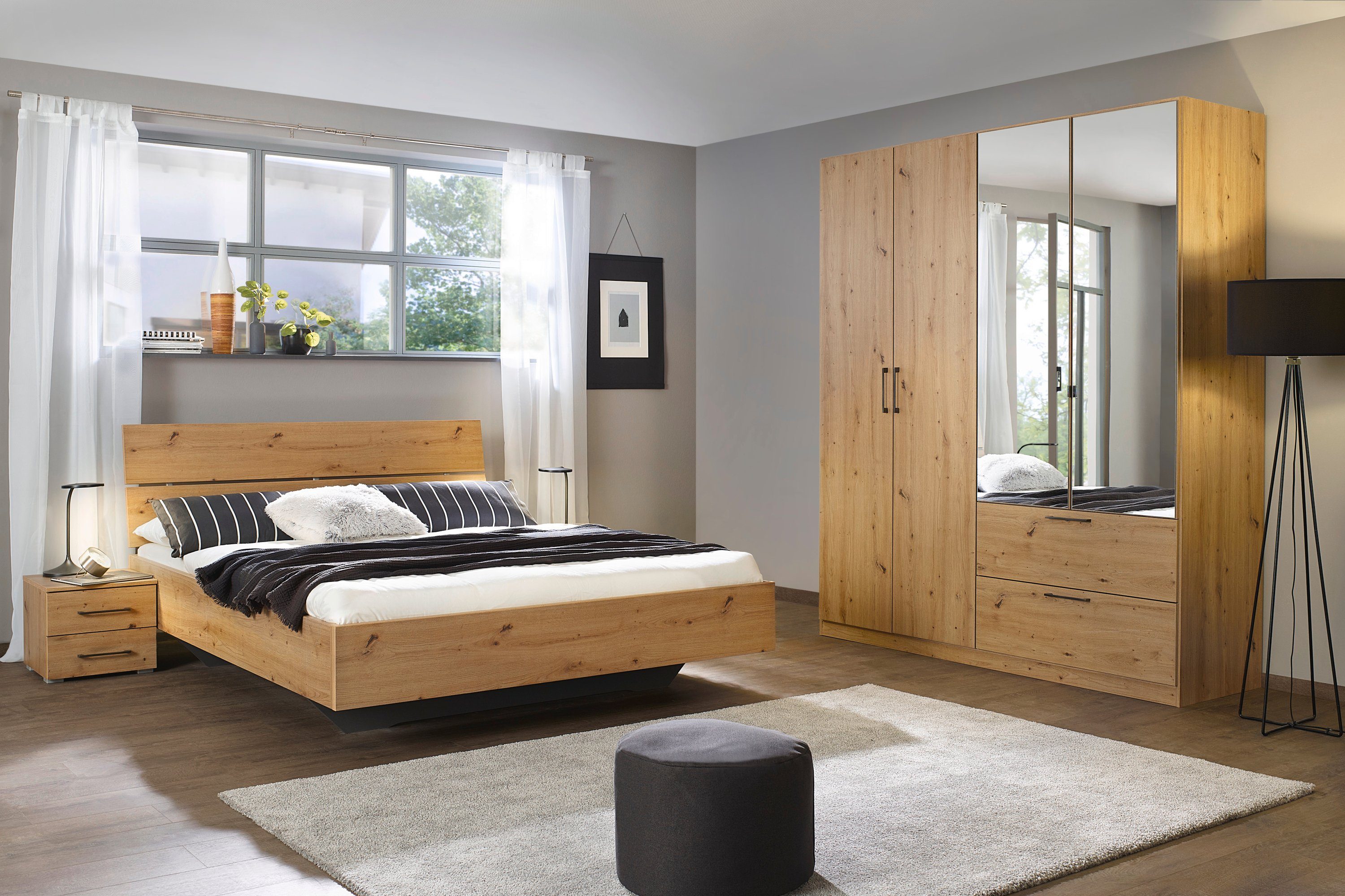 Slaapkamerserie Compleet slaapkamer Challenger (Set van 4 delen) Kast 2 breedtes, bed 3 breedtes, 2 nachttafels MADE IN GERMANY