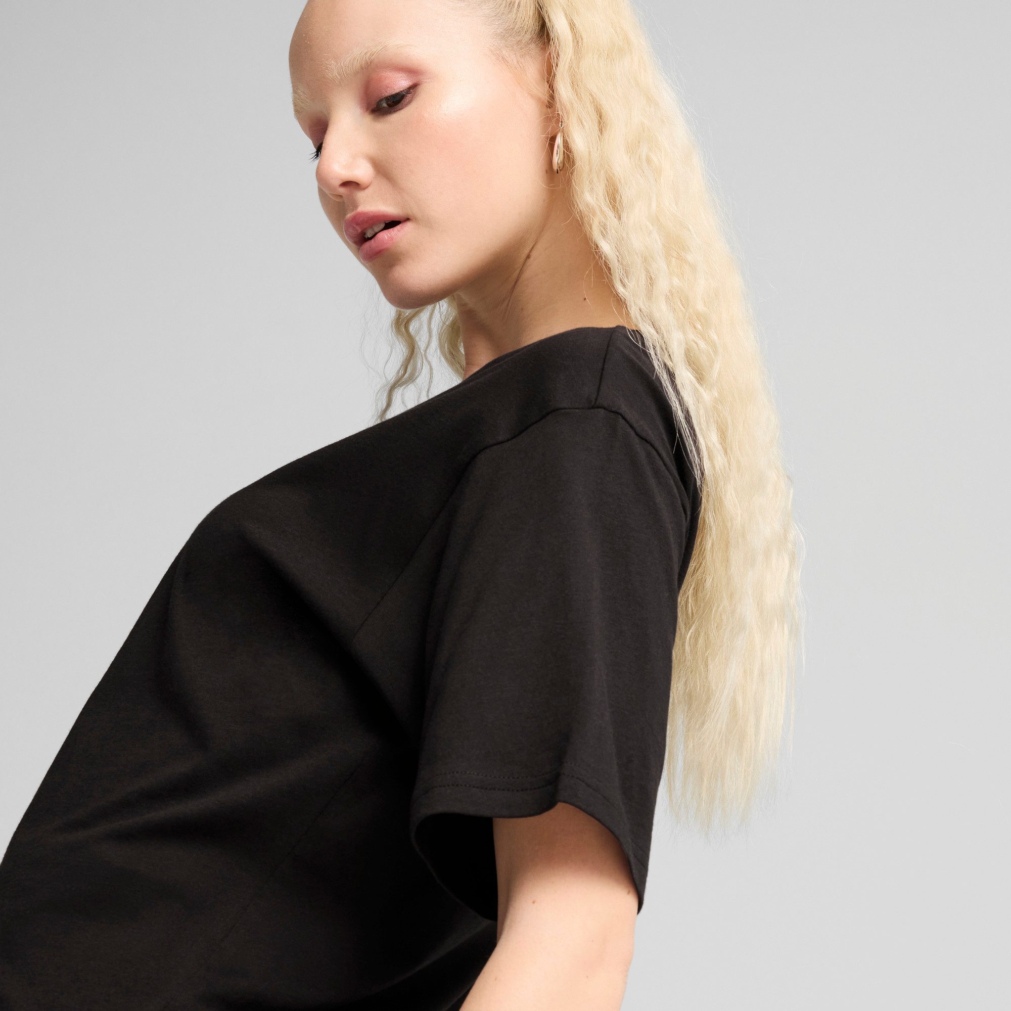 PUMA T-shirt ESS RELAXED TEE