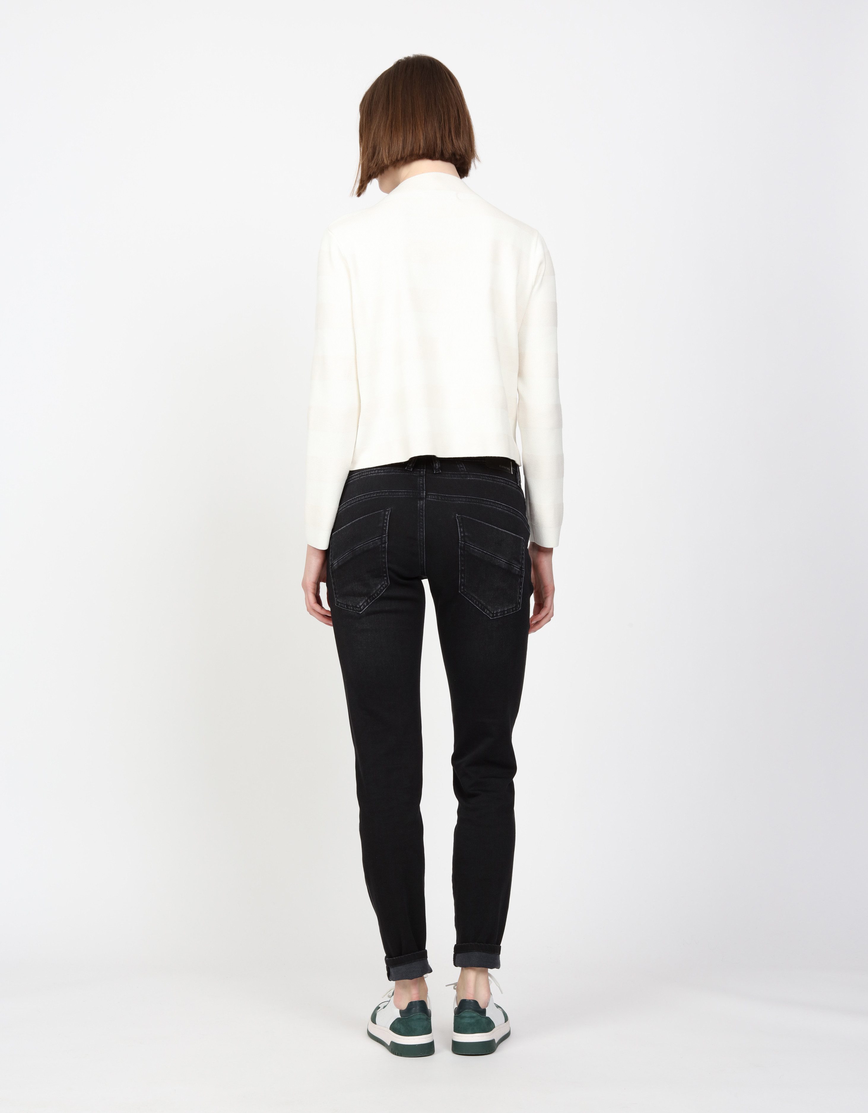 GANG Relax fit jeans 94GERDA met een bijzondere structuur
