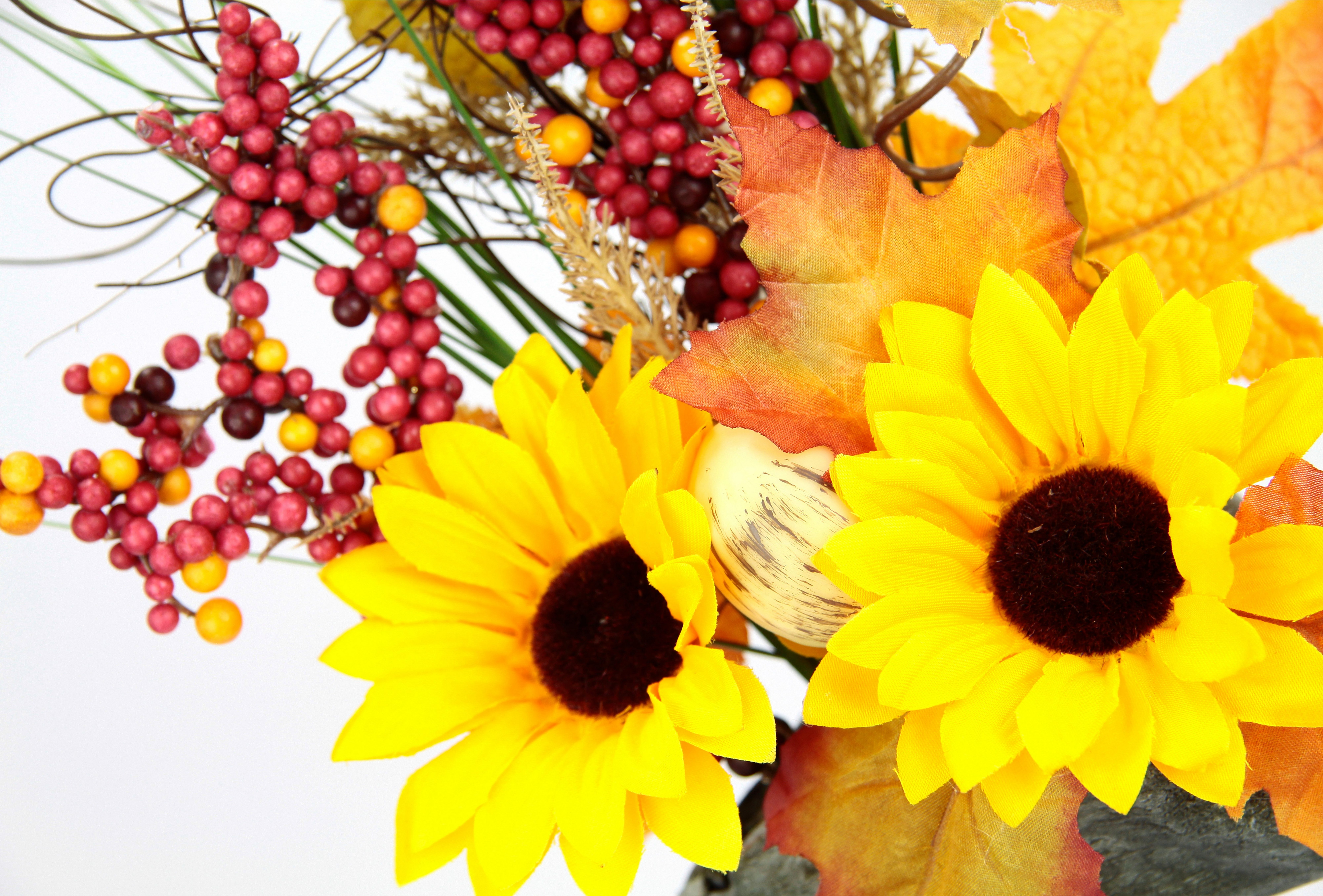 I.GE.A. Kunstbloem Arrangement van zonnebloemen op steen Kunstmatige bloemen, herfstdecoratie, decoraties voor Halloween (1 stuk)
