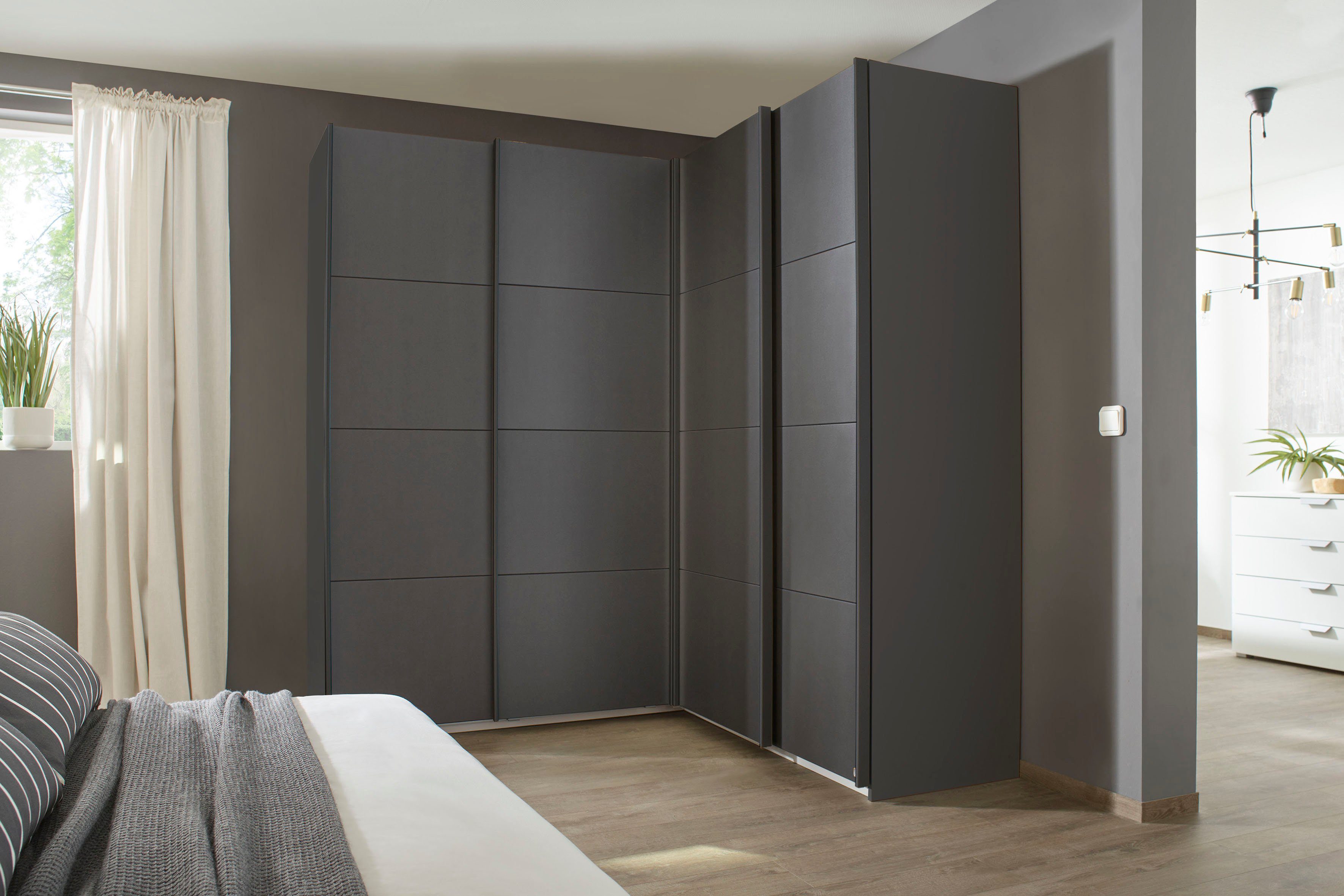 rauch Zweefdeurkast Quadra Hoekkast inclusief deurdemper en lade-inzet zweefdeurkasten maat 181 cm x 229 cm x 187 cm grijs