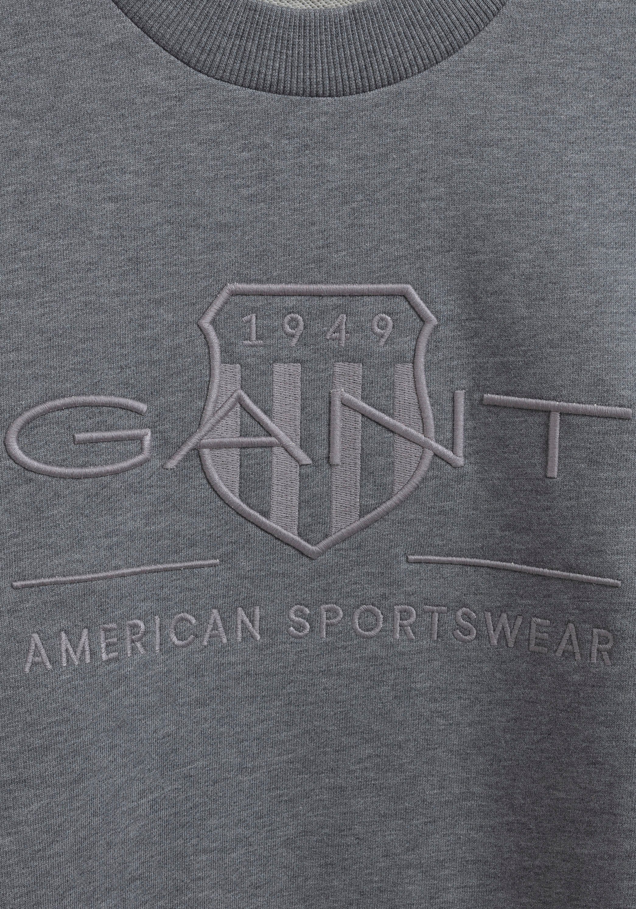 Gant Sweatshirt D1. TONAL ARCHIVE SHIELD C-NECK met logoborduursel op borsthoogte