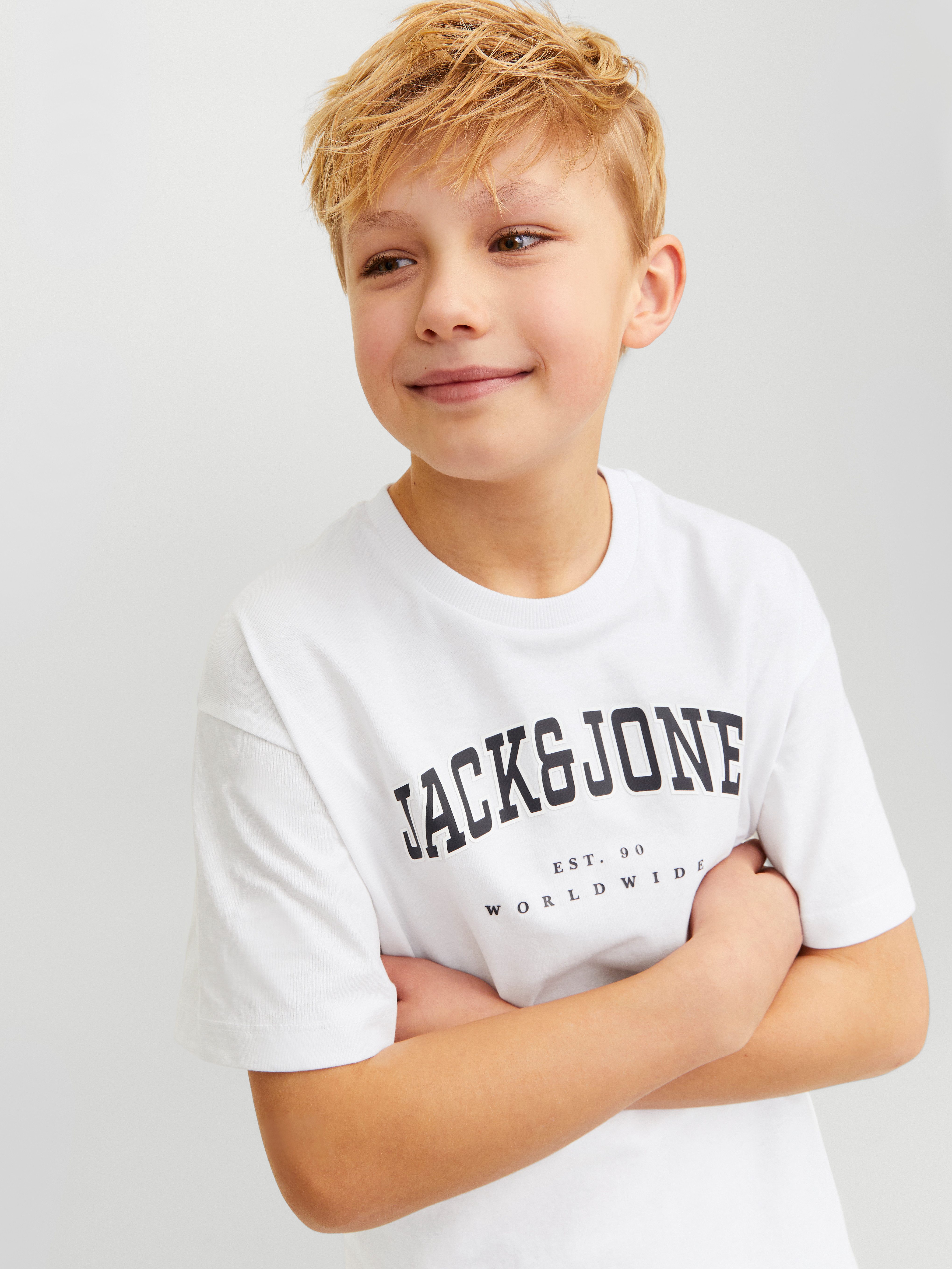 Jack & Jones Junior Shirt met ronde hals JJECALEB VARSITY TEE SS O-NECK NOOS JNR