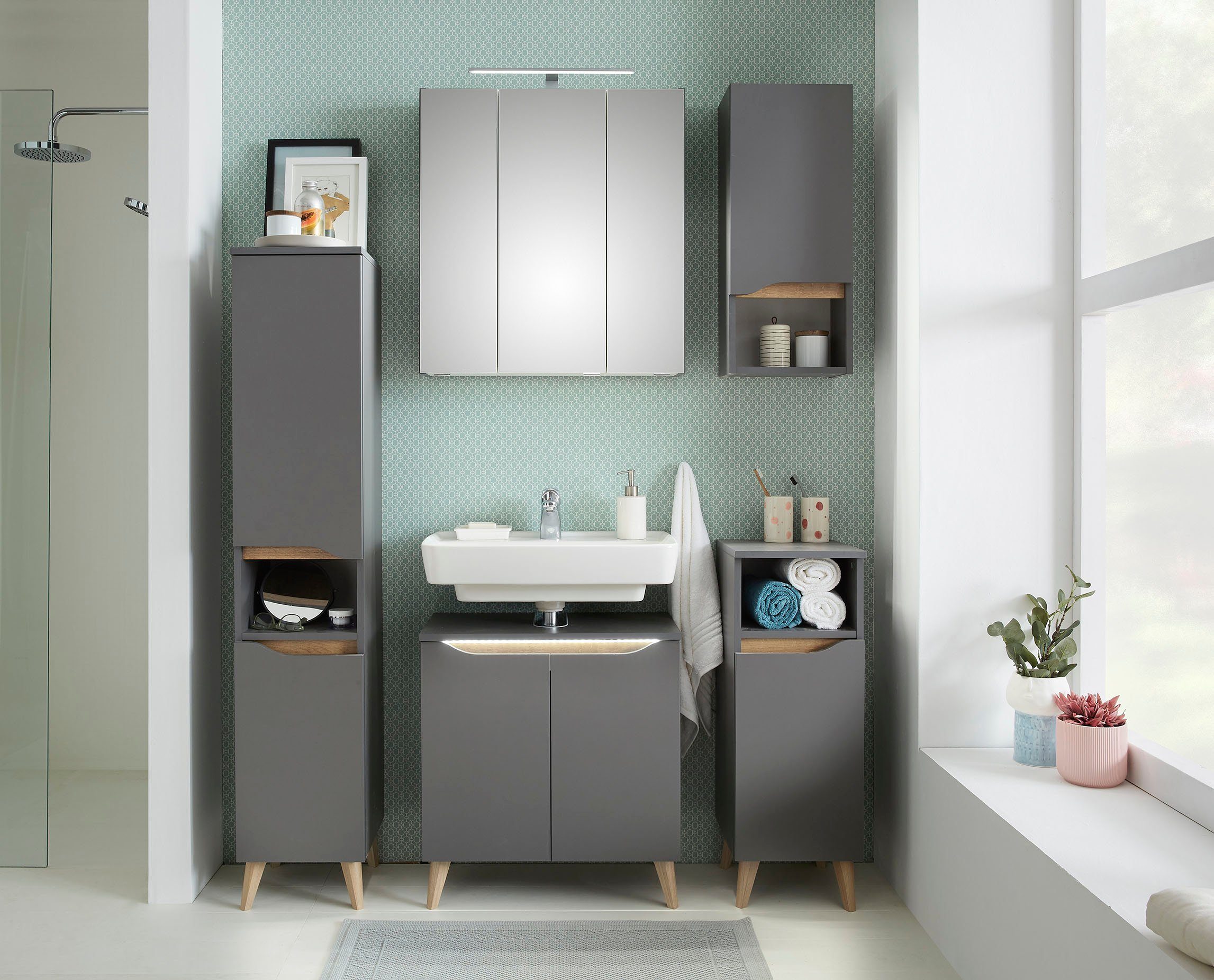 Saphir Halfhoge kast Quickset badkamermeubel 30 cm breed, 2 deuren, 1 nis, 2 planken