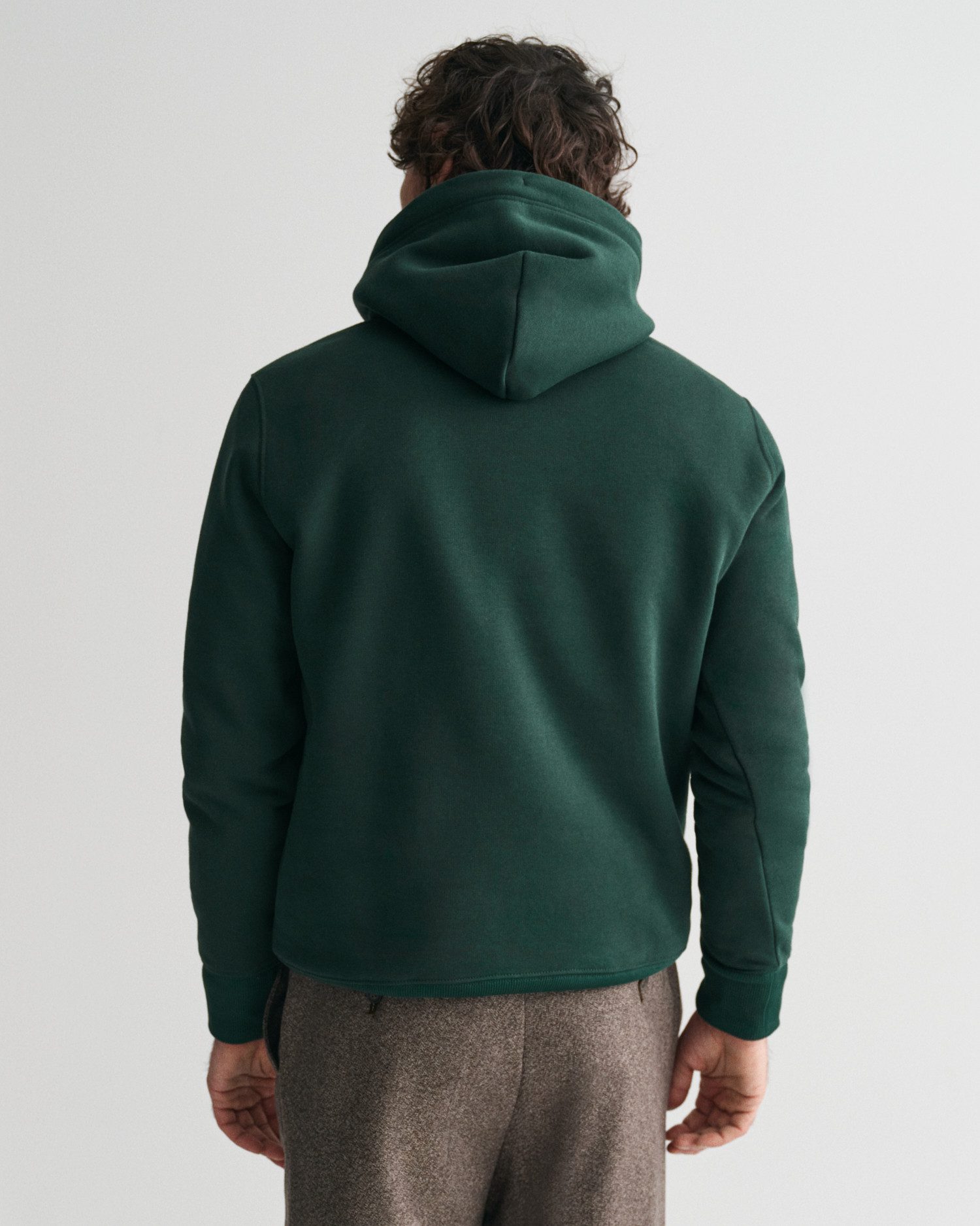 Gant Hoodie REG SHIELD HOODIE met logoborduursel op borsthoogte