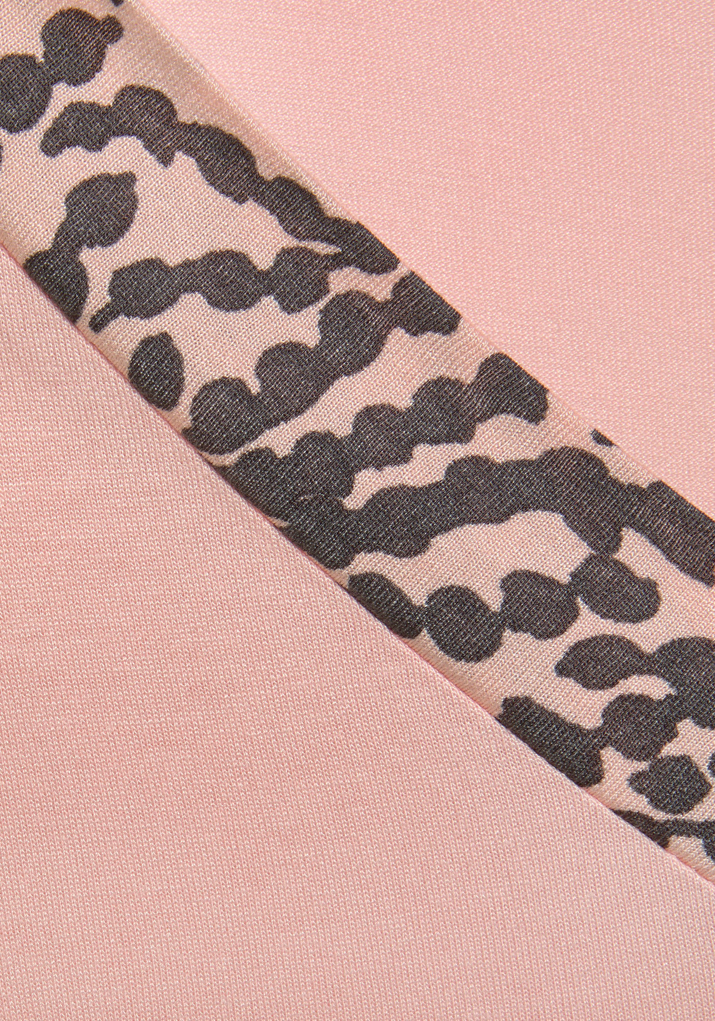 Lascana Pyjama met gedessineerde details (set, 2-delig)