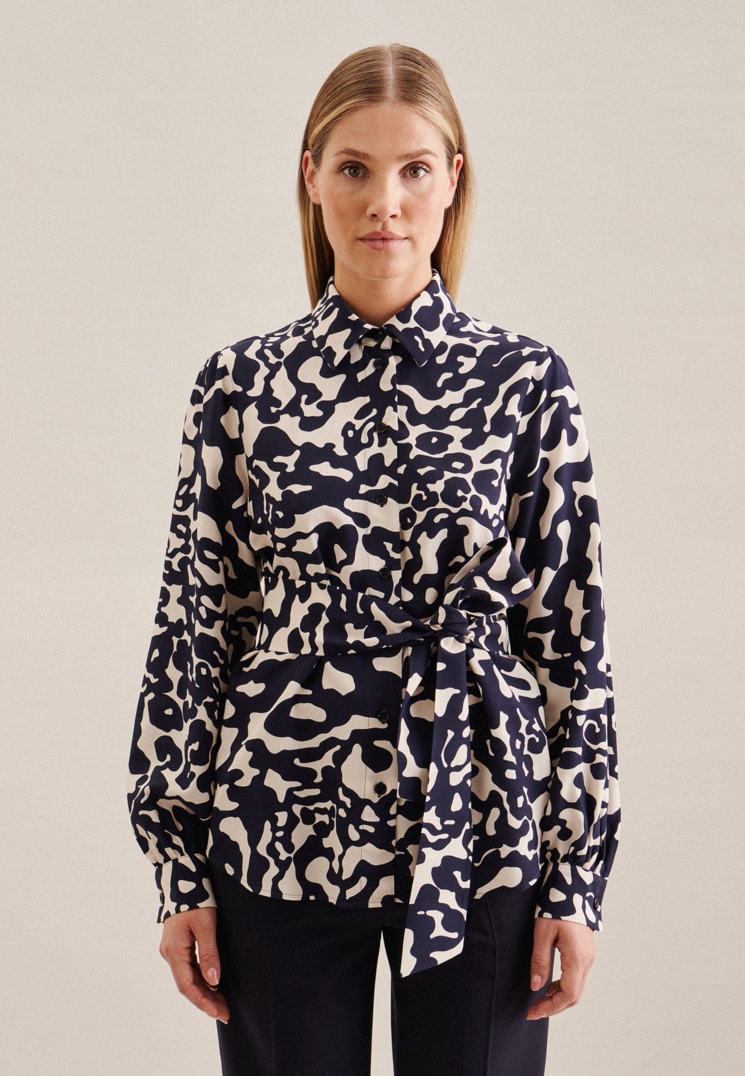 Seidensticker Overhemdblouse Zwarte roos Langarm kraag met dierenprint