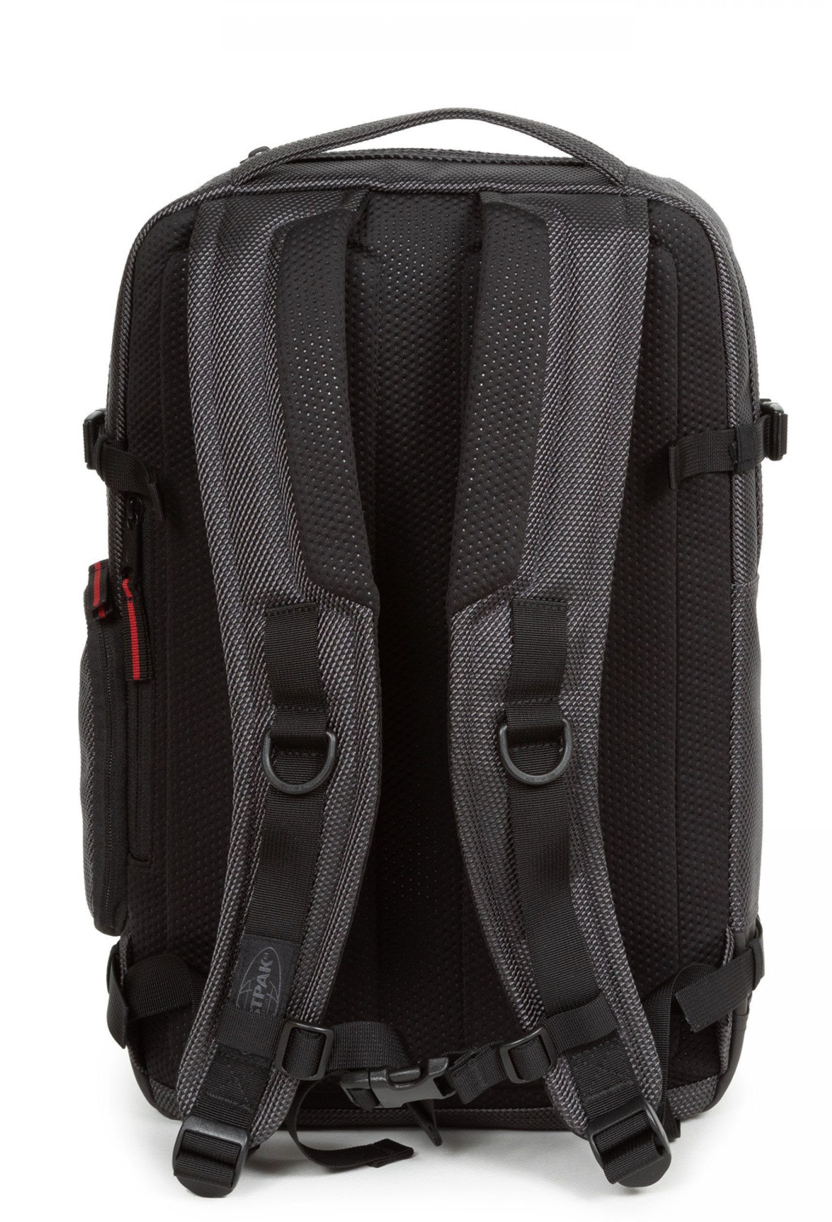 Eastpak Laptoprugzak TECUM M bevat gerecycled materiaal (global recycled standard)