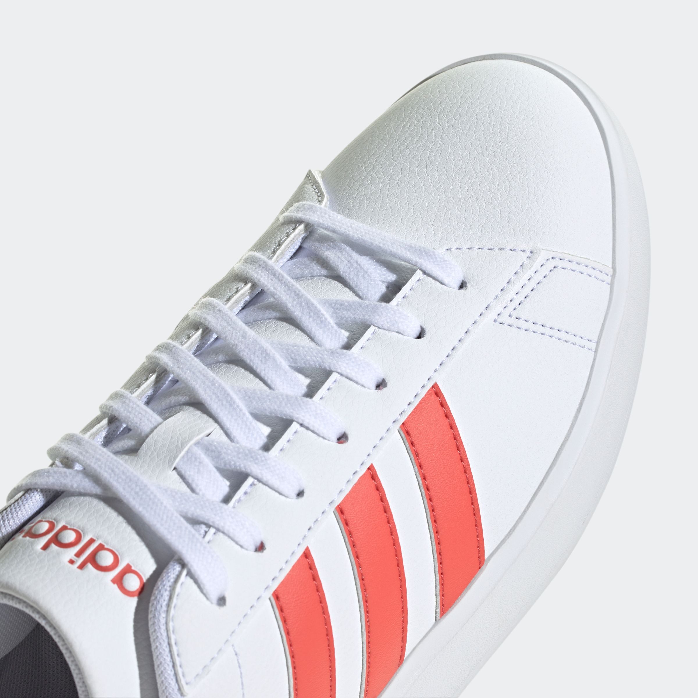 adidas Sportswear Sneakers GRAND COURT CLOUDFOAM COMFORT Design geïnspireerd op de adidas Superstar