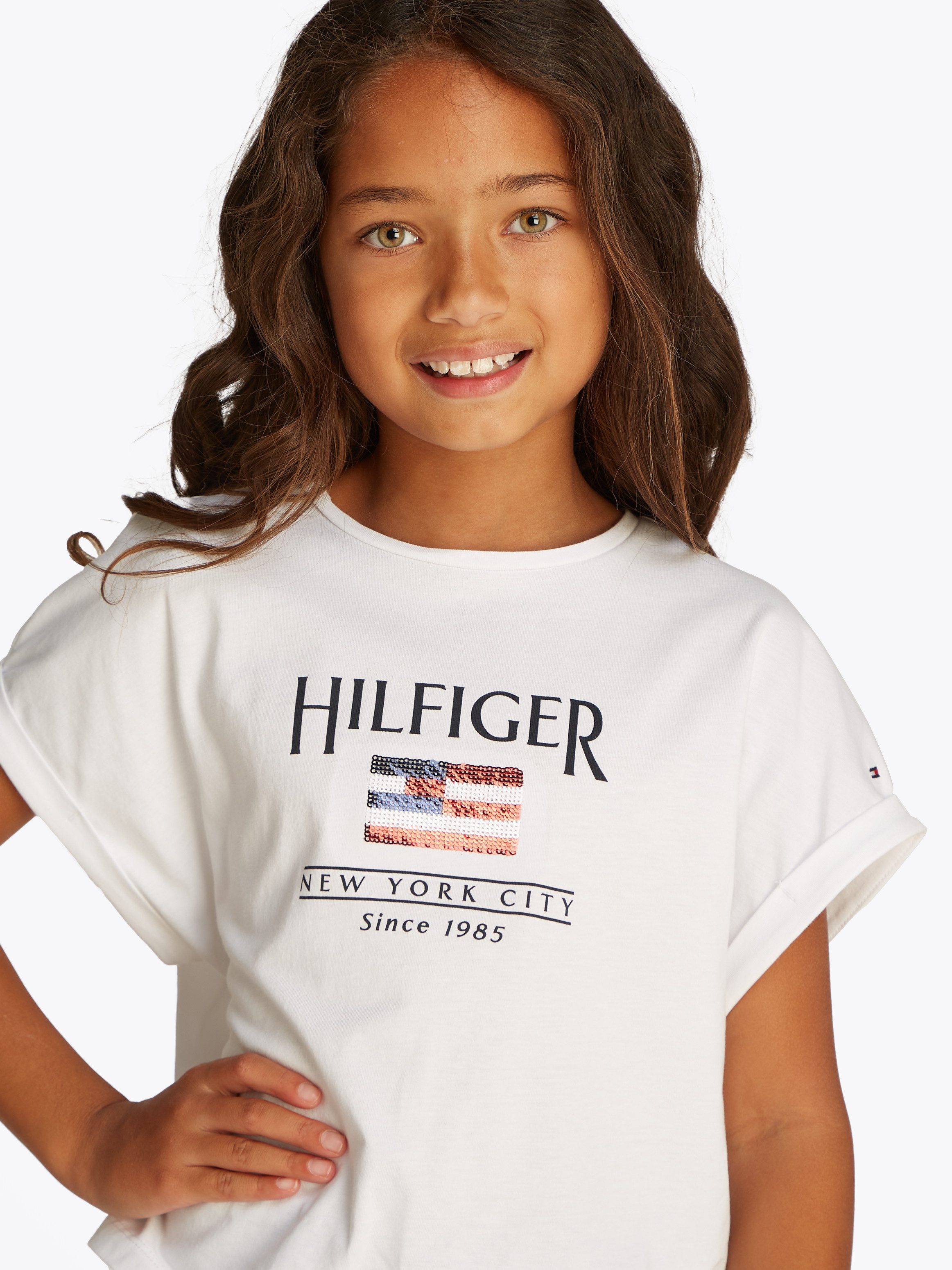 Tommy Hilfiger Shirt met korte mouwen HILFIGER SEQUINS FLAG TEE SS met pailletten, met logo-print
