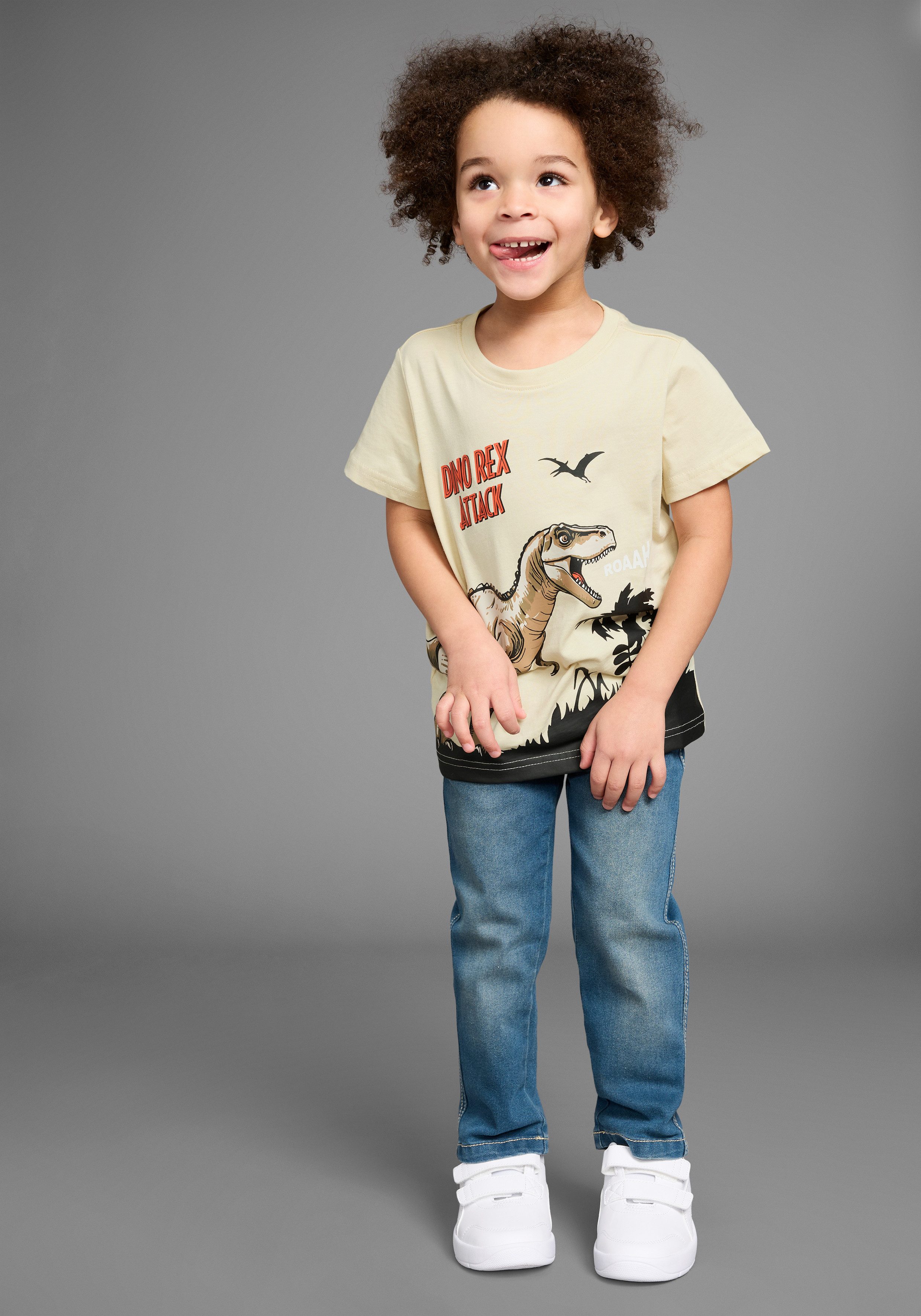 KIDSWORLD T-shirt Druk: DINO REX AANVAL