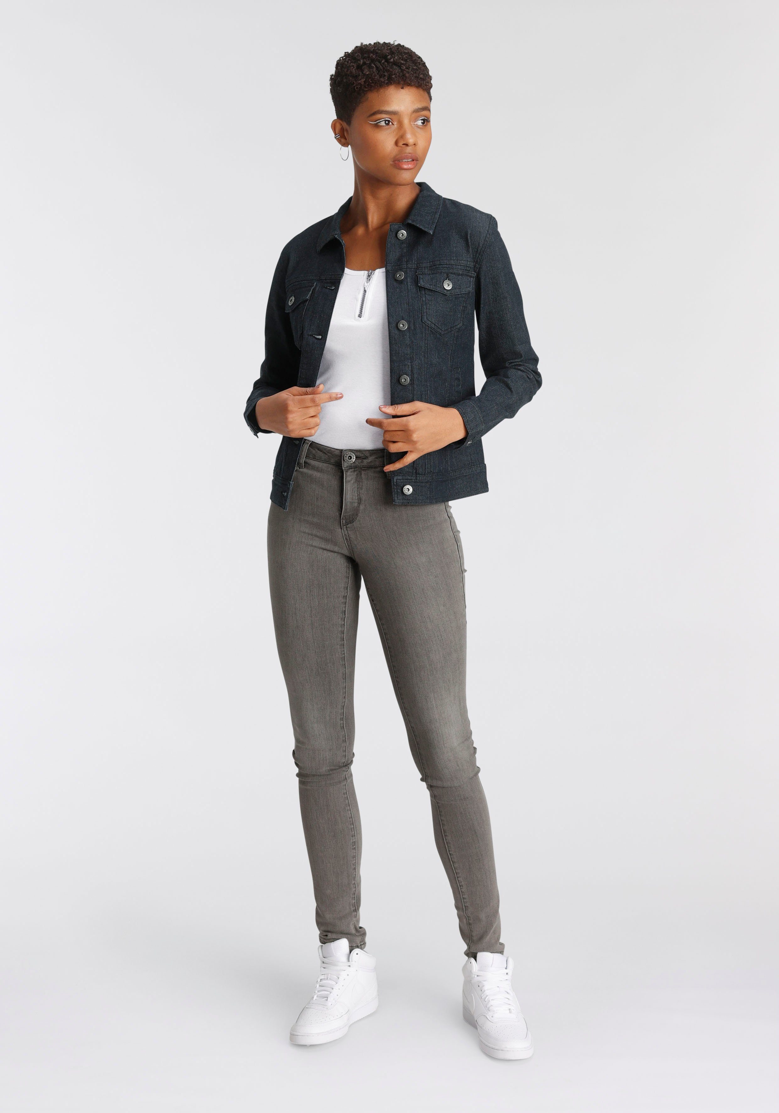 Arizona Skinny fit jeans Ultra Stretch extra-strakke been verloop, normale taille, met steekzakken