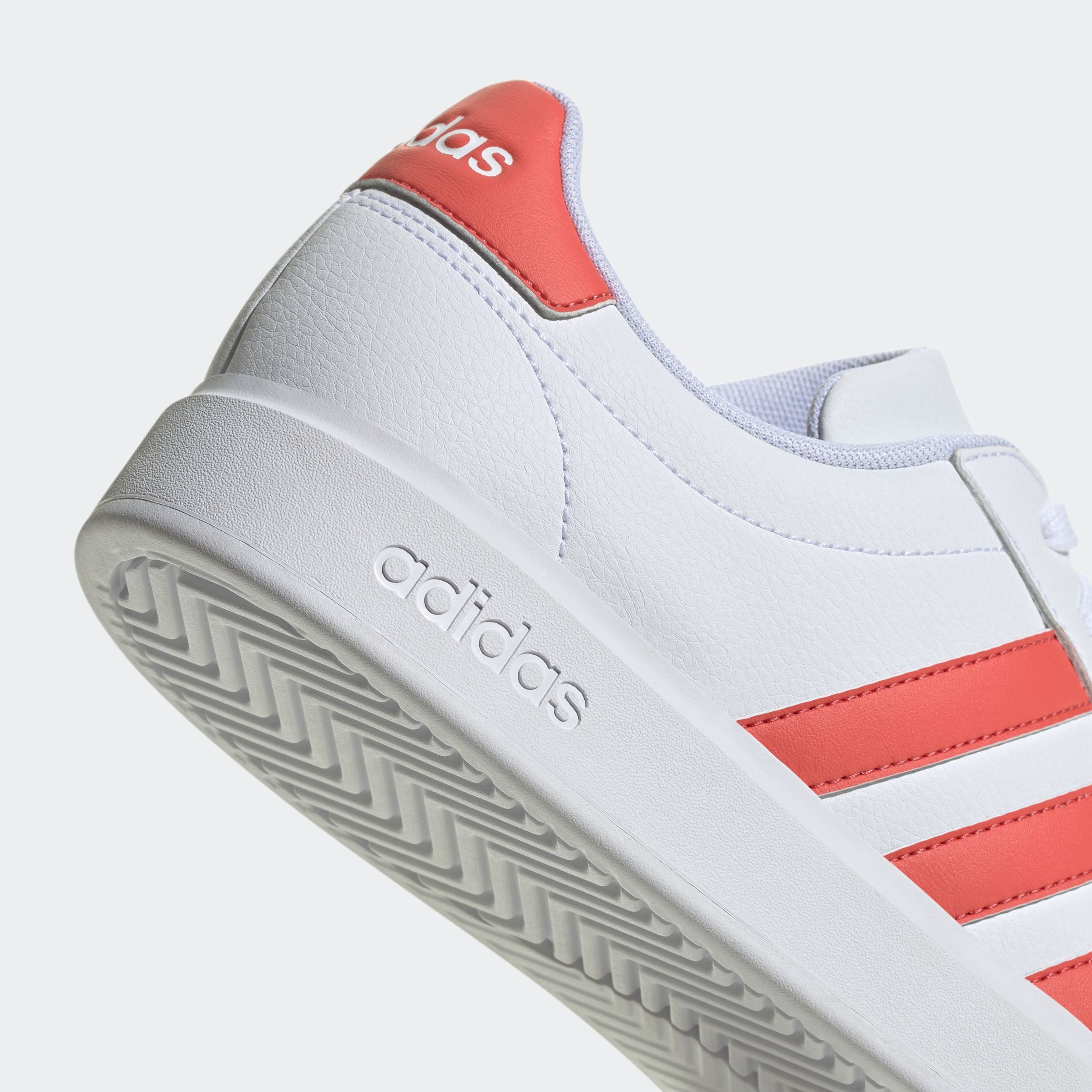 adidas Sportswear Sneakers GRAND COURT CLOUDFOAM COMFORT Design geïnspireerd op de adidas Superstar