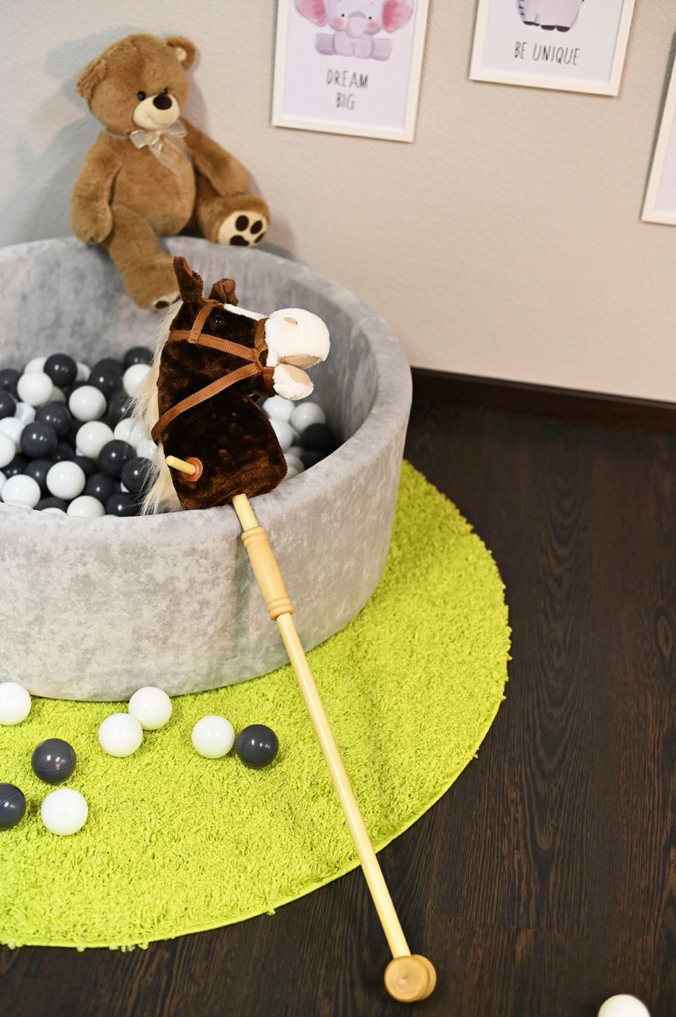 Knorrtoys® Stokpaardje Hiphop met geluid