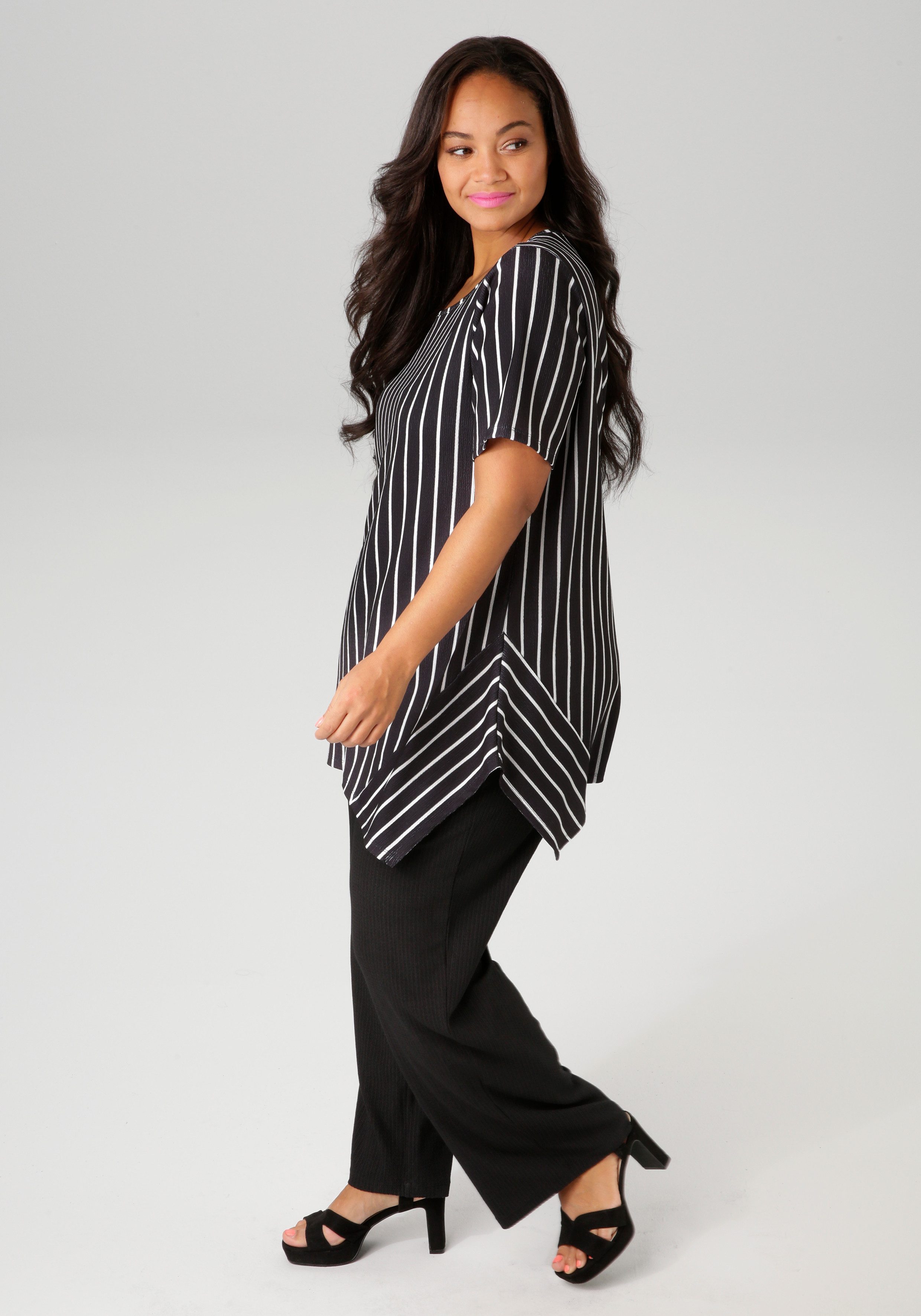 Aniston PLUS Shirt met subtiele streep-look structuur