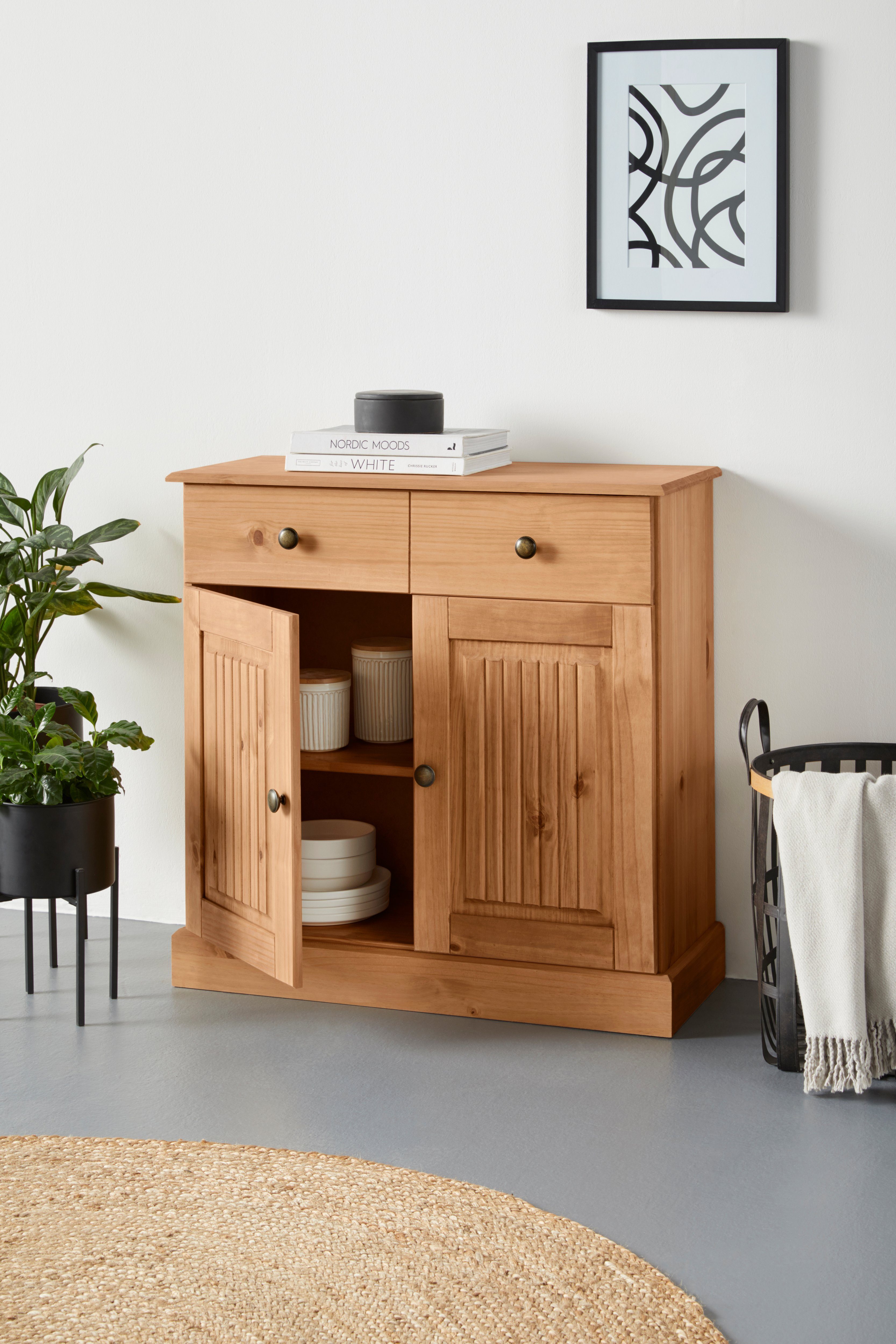 Home affaire Dressoir Liotta Commode met verstelbare inlegplank, massief dennenhout