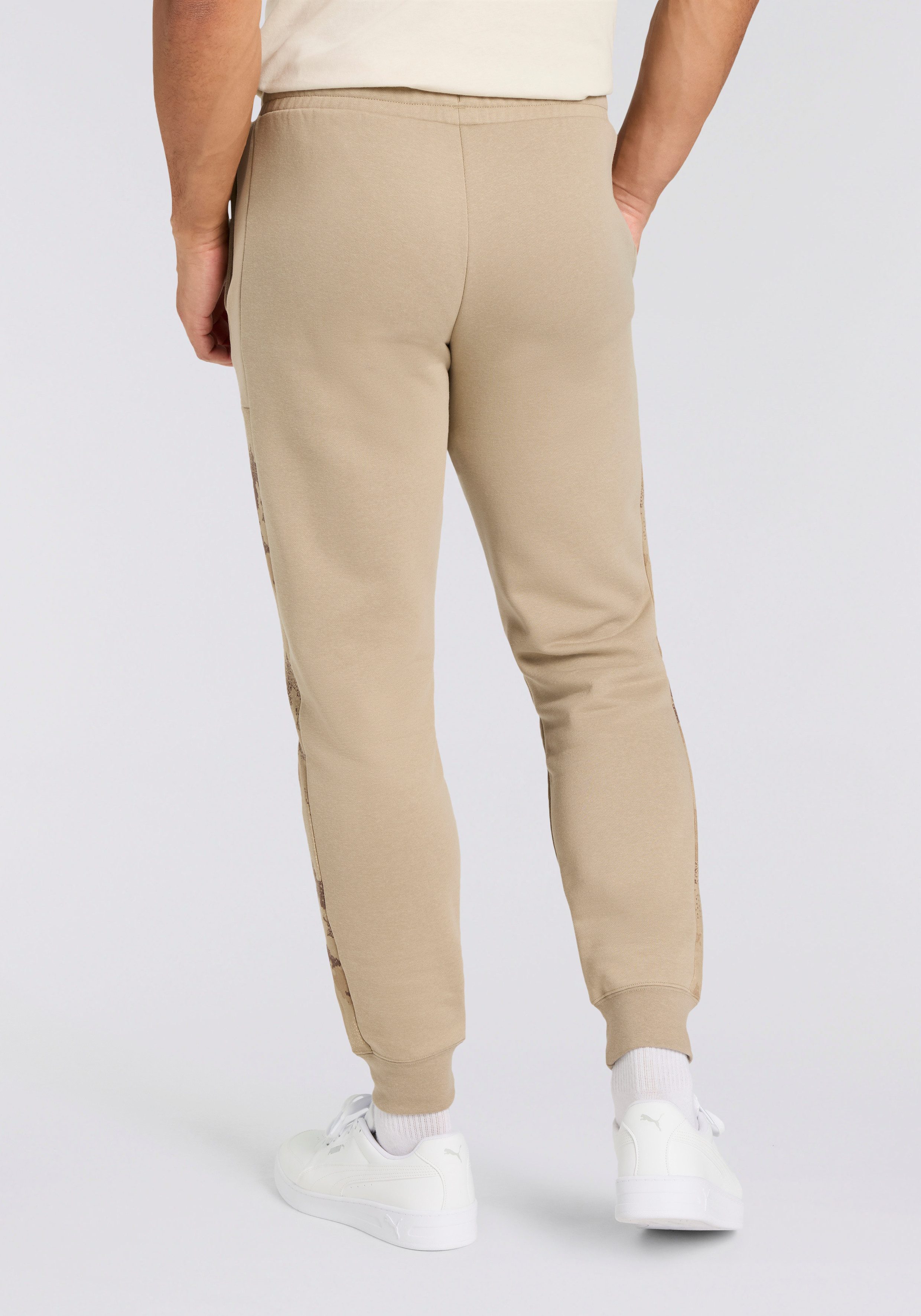 PUMA Trainingsbroek ESS CAMO SWEATPANTS FL CL