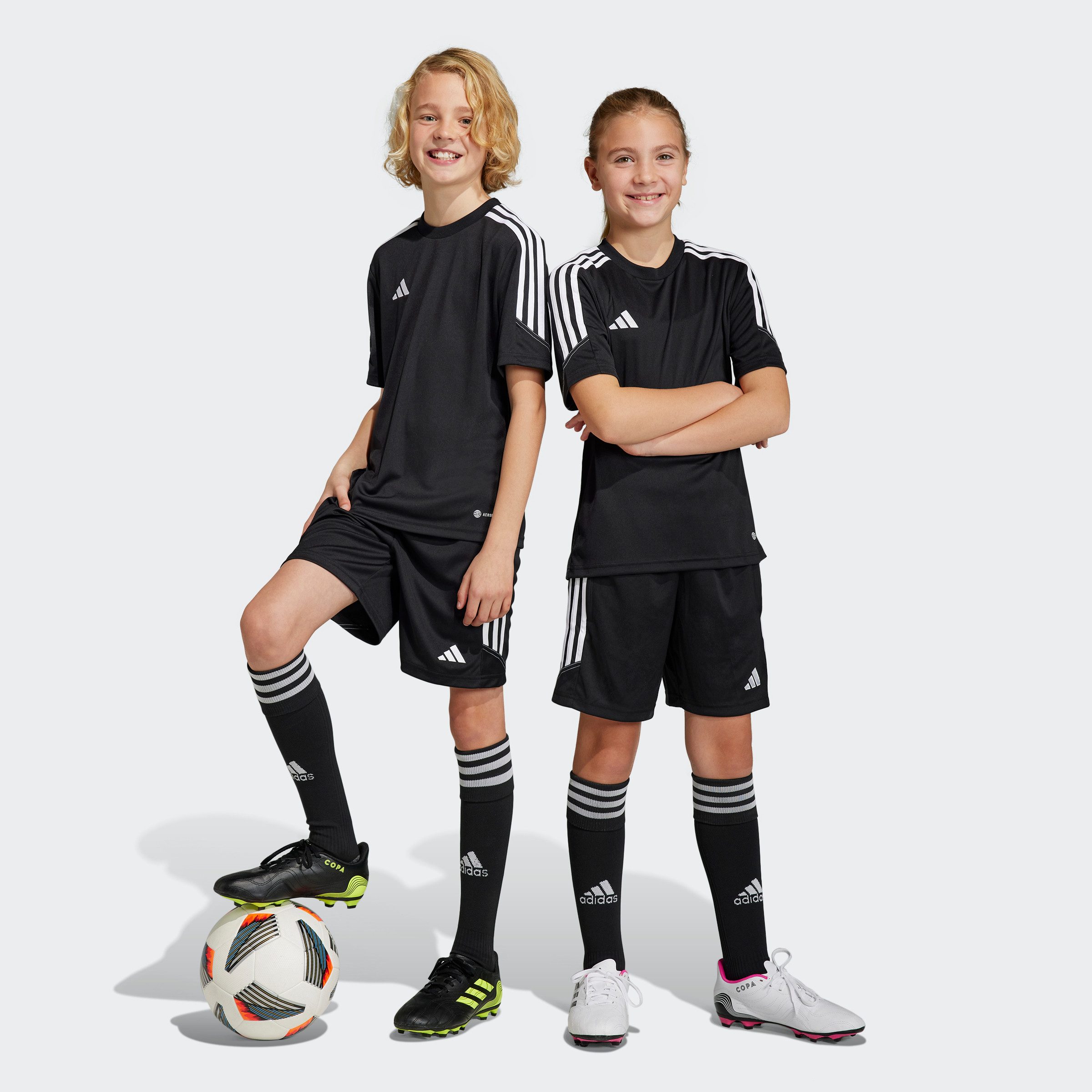 adidas Adidas tiro 23 voetbalbroekje zwart-wit kinderen kinderen