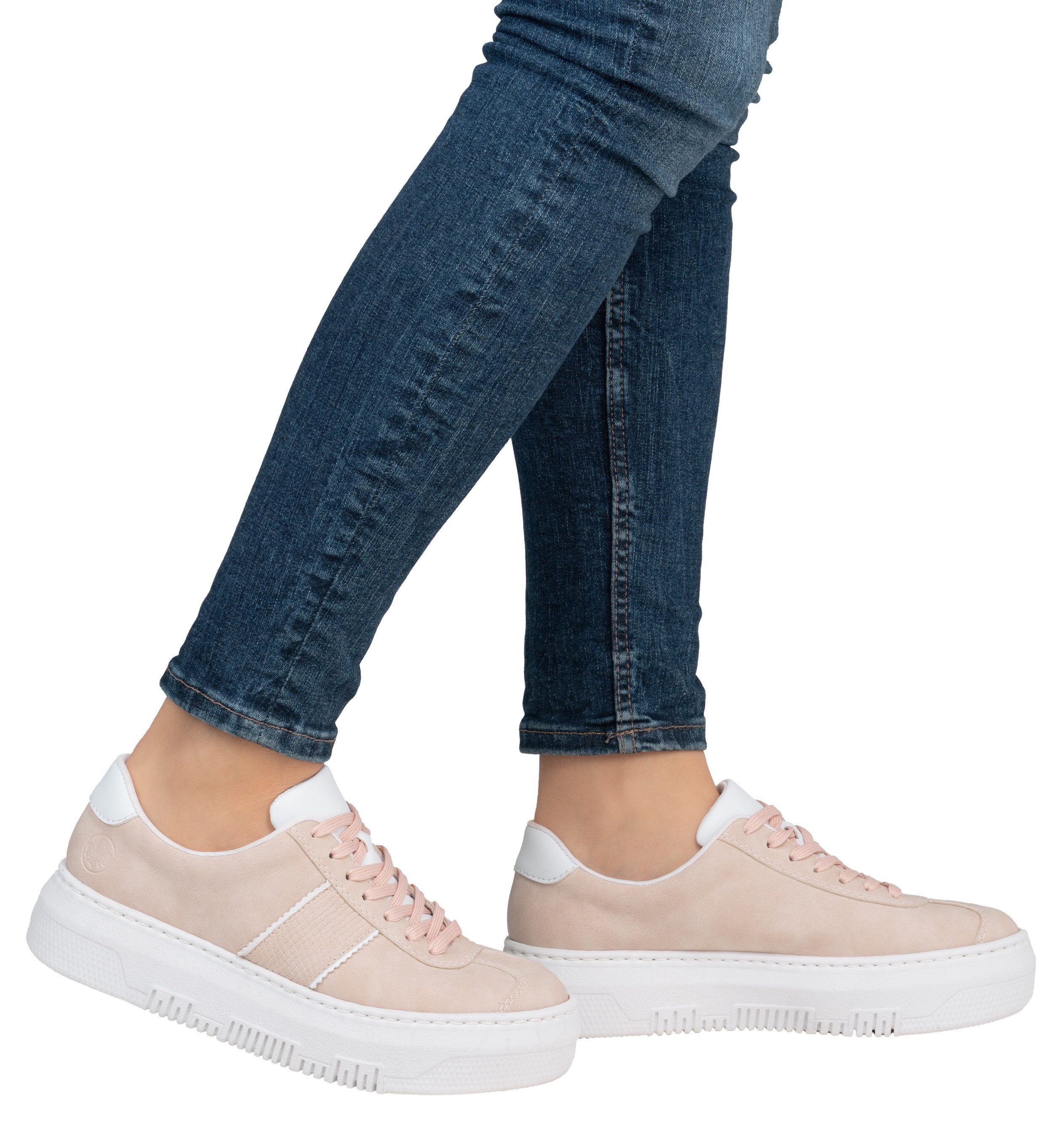 Rieker Plateausneakers veterschoen, lage schoen, vrijetijdsschoen met gepolsterde schachtversteviging