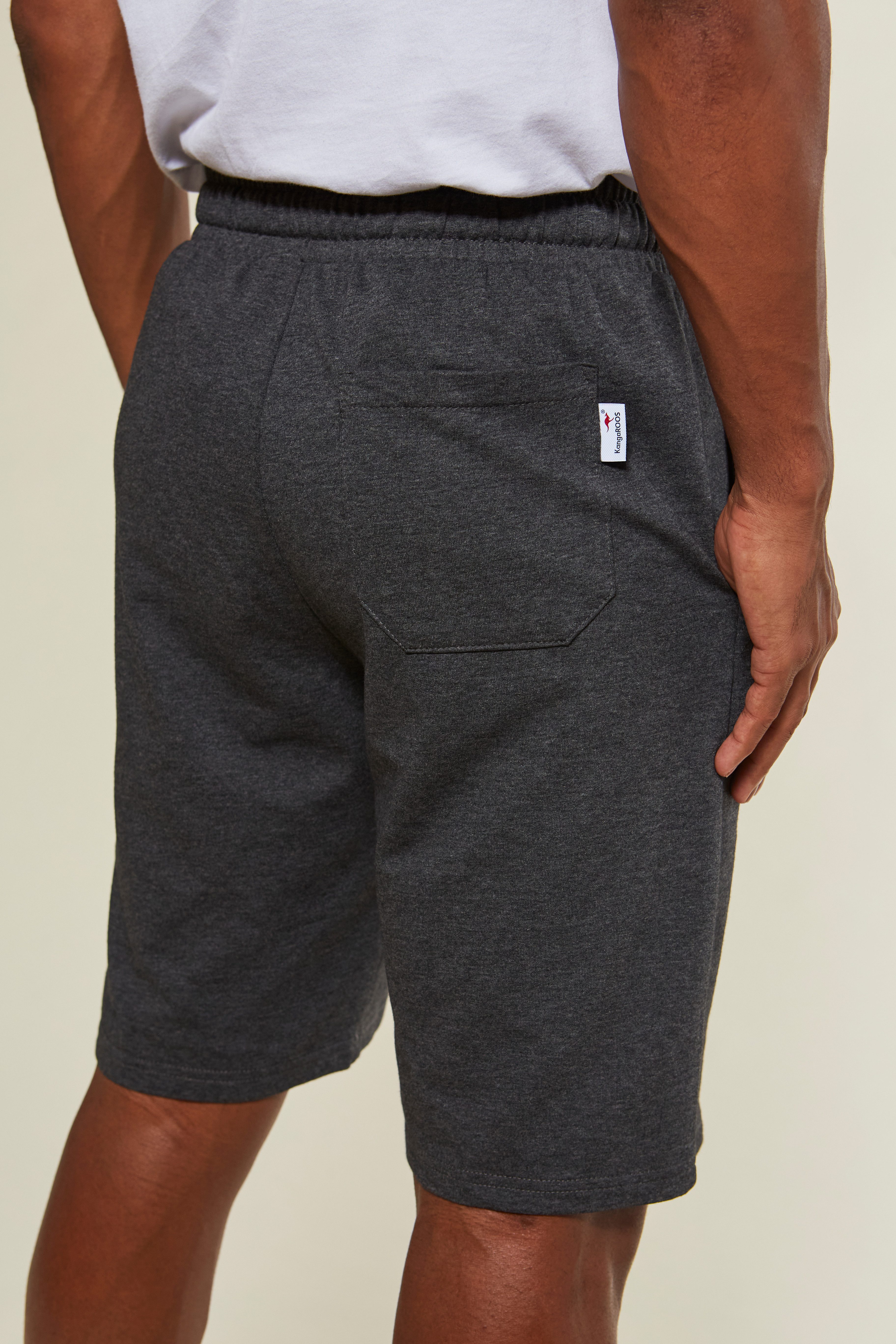 KangaROOS Sweatshort , zijvakken, contrasterende banden