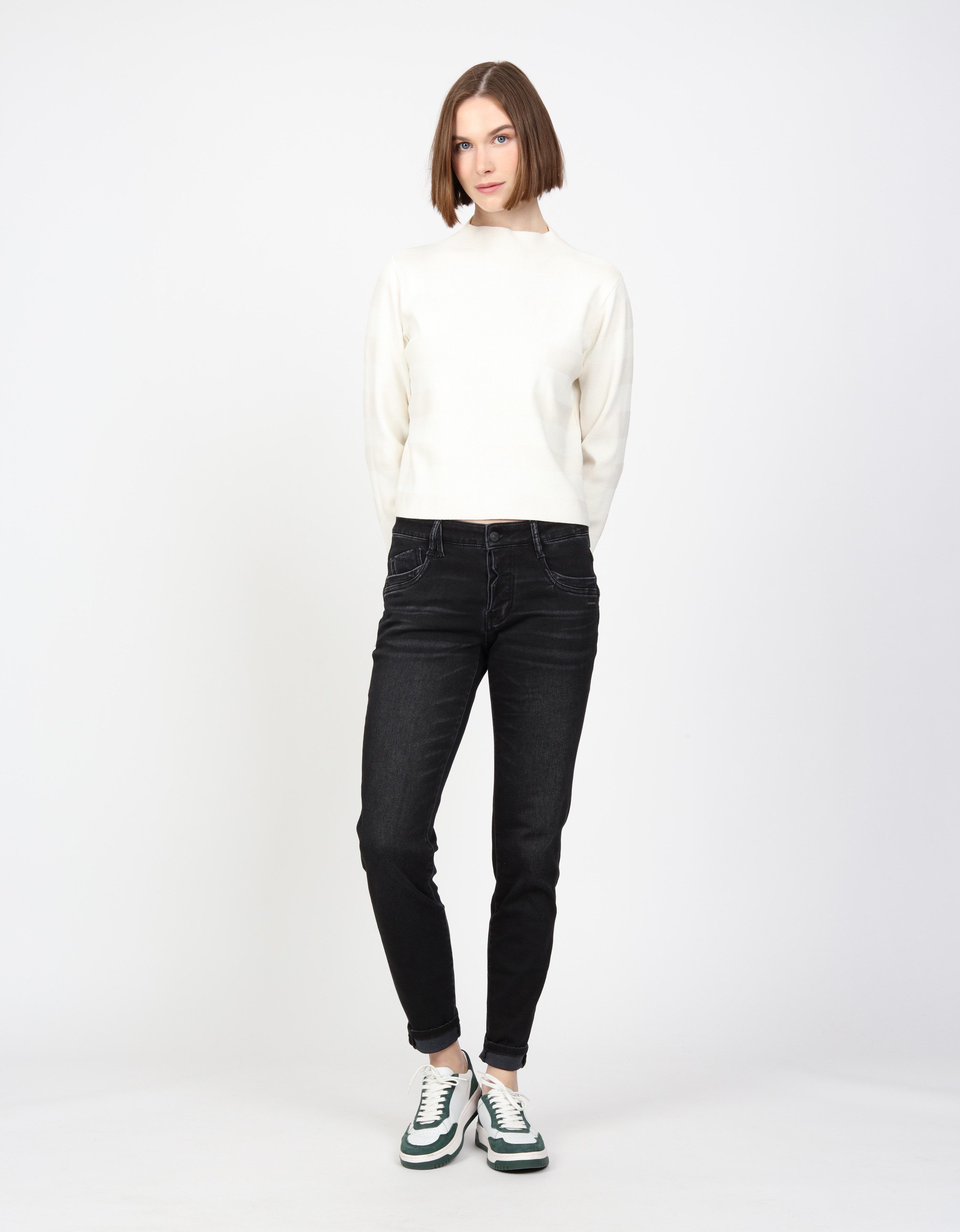 GANG Relax fit jeans 94GERDA met een bijzondere structuur