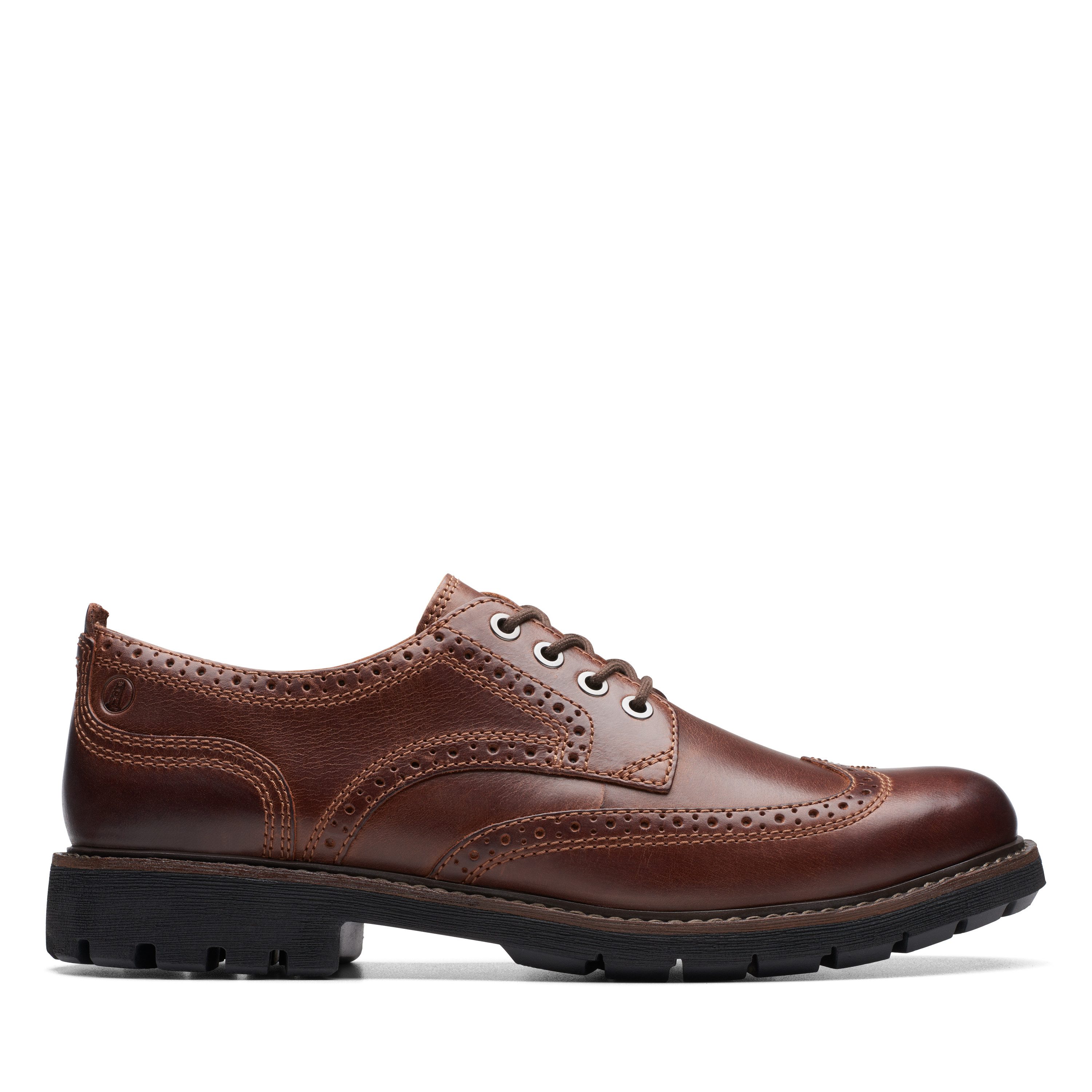 Clarks Schoenen met perforatie Batcombe Far Brogue, veterschoen, zakelijke schoen met vleugelneus