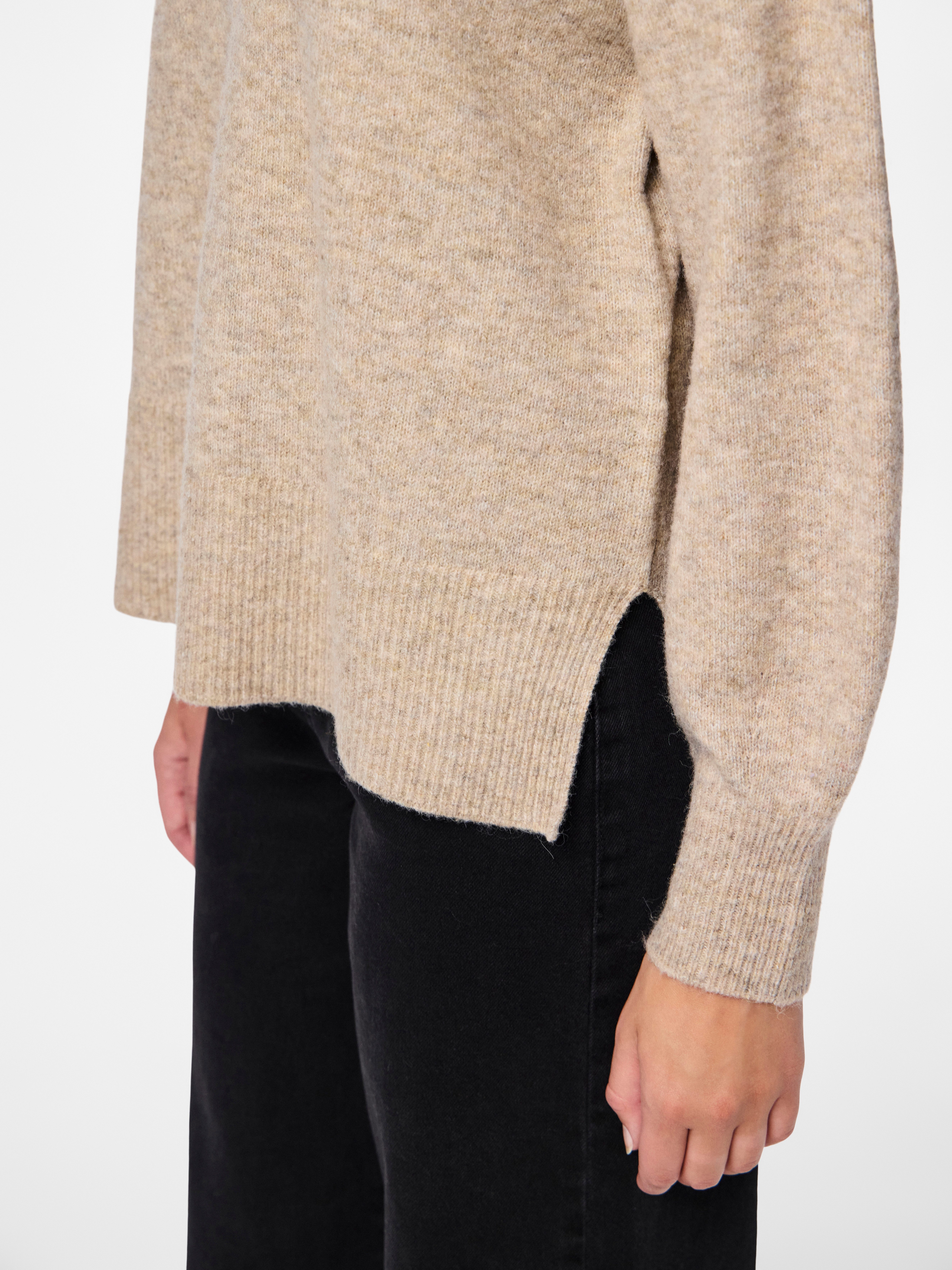 pieces Coltrui PCMALOU LS ROLLNECK KNIT NOOS BC