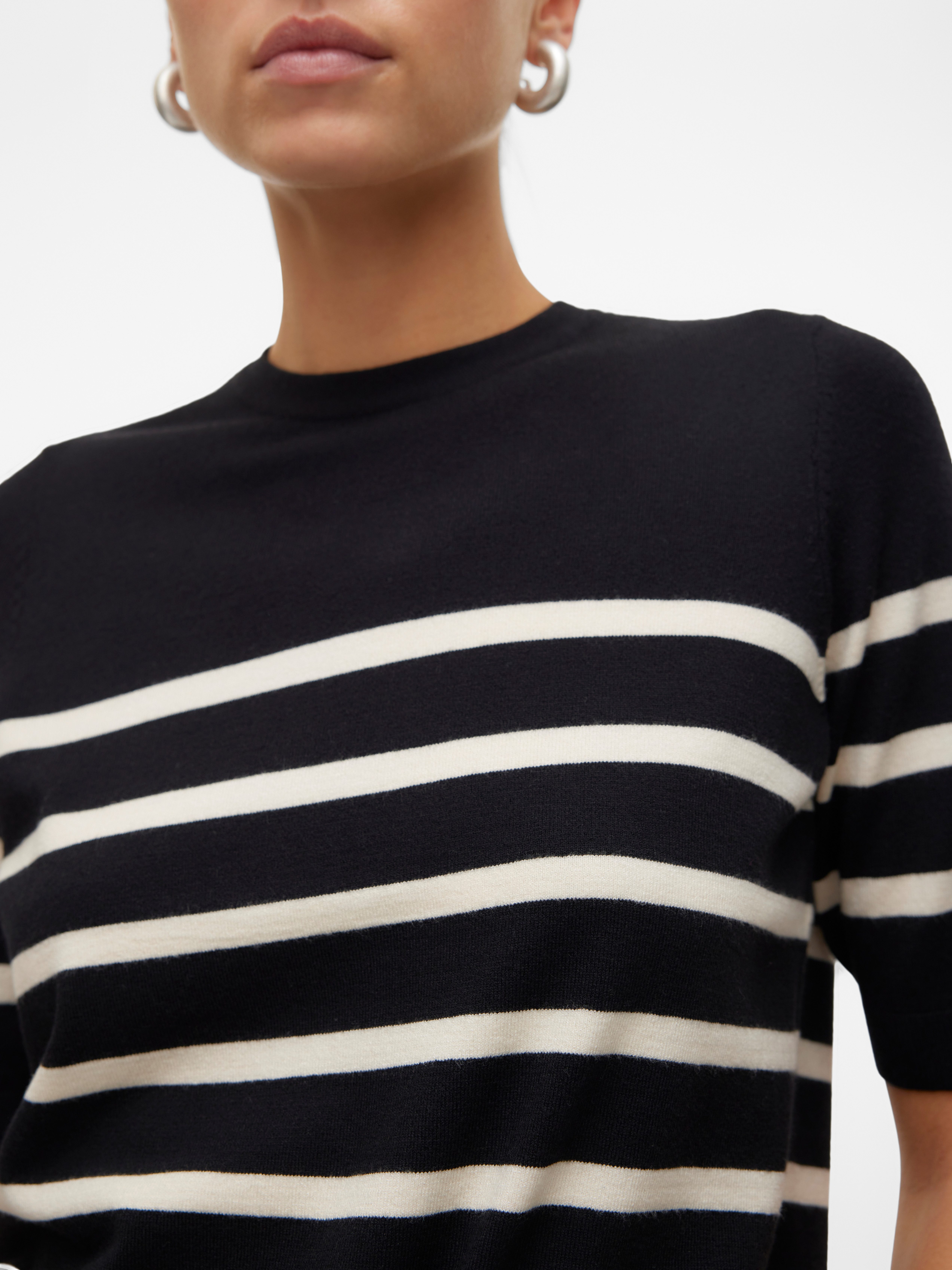 Vero Moda Trui met korte mouwen Lichtgewicht fijn gebreide trui VMSABA PLAIN SS O-NECK PULLOVER GA NOOS (Damestrui, ronde hals, korte mouw, zomertrui)