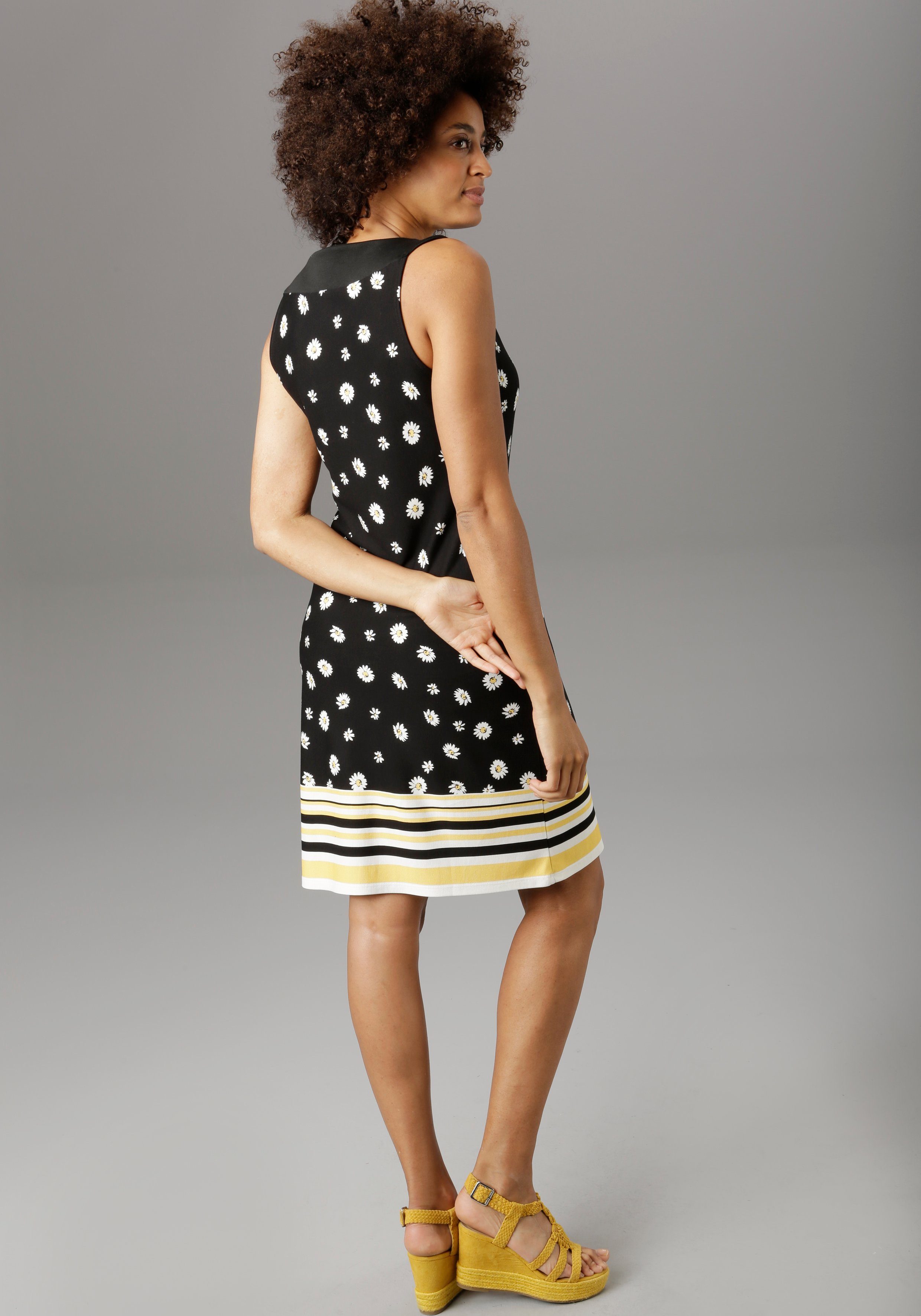 Aniston SELECTED Zomerjurk met madeliefje-print