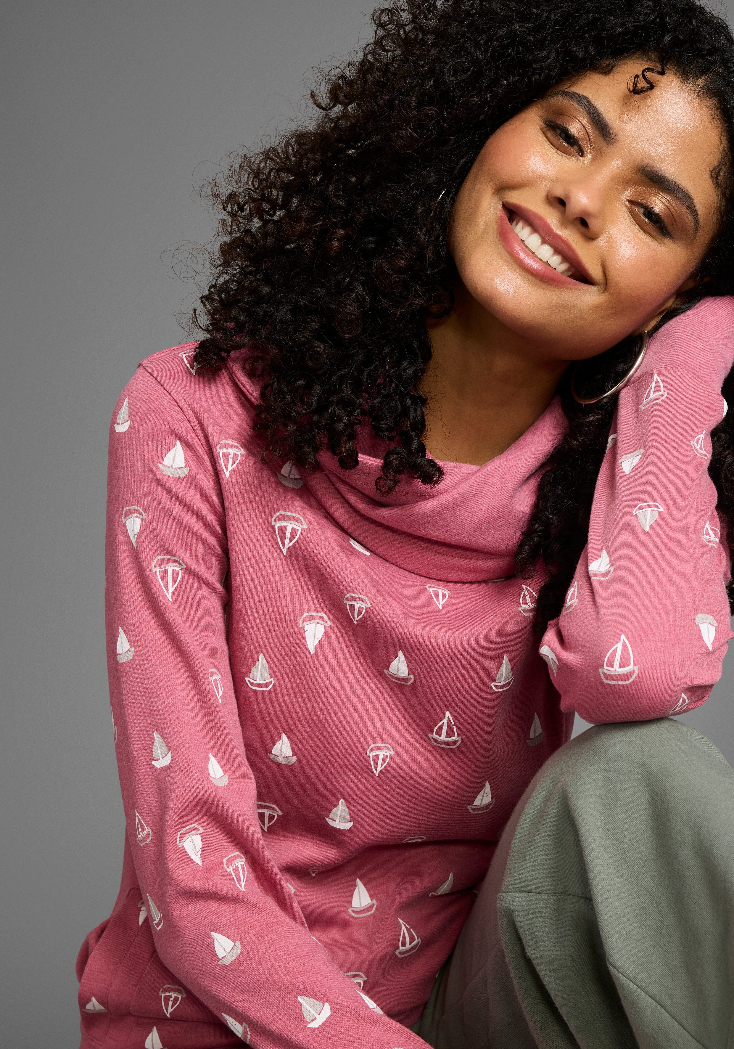 KangaROOS Sweatshirt Lange mouwen met duimgaten, figuurvolgende snit, schalkraag
