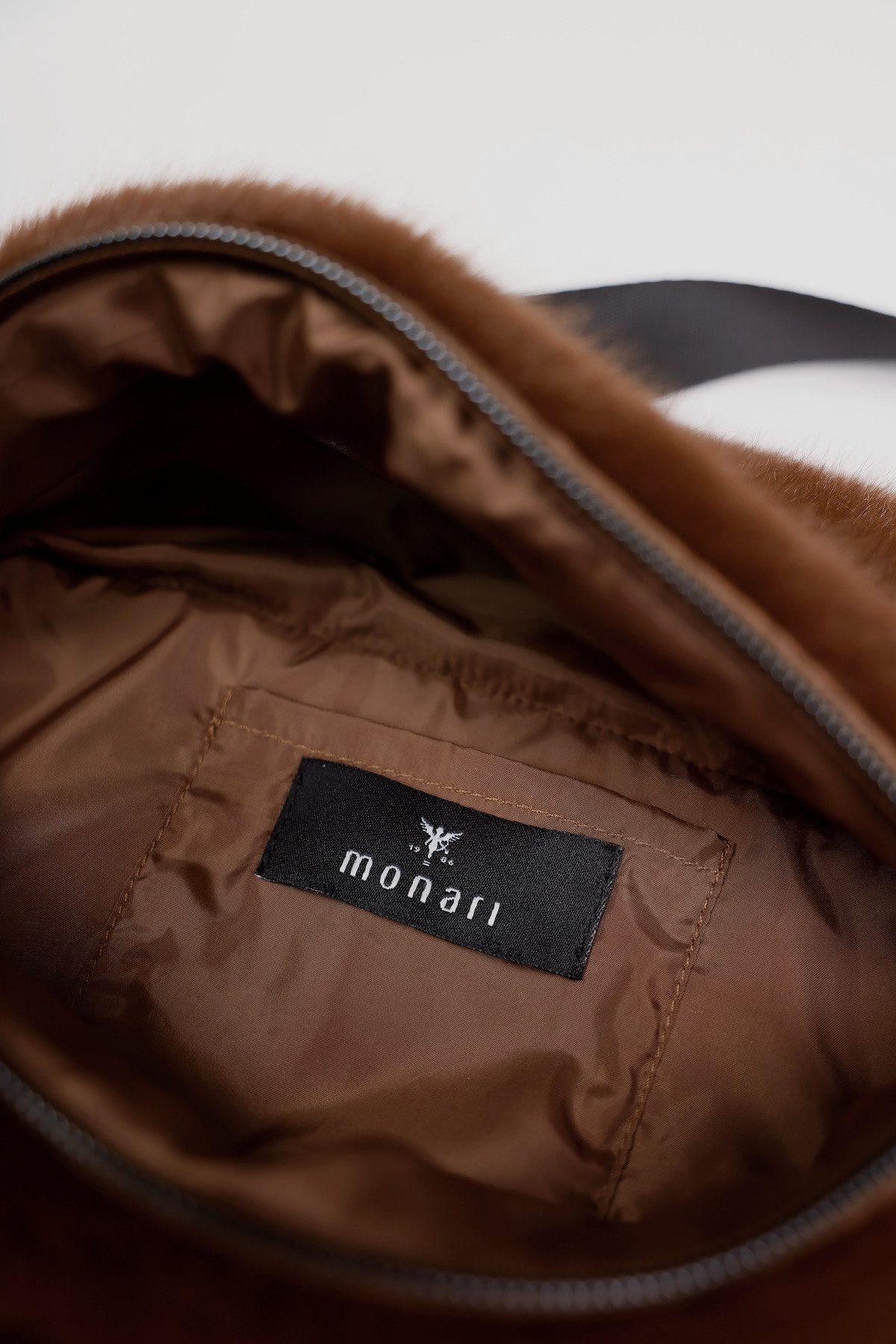 Monari Heuptas Met in grootte verstelbare riem