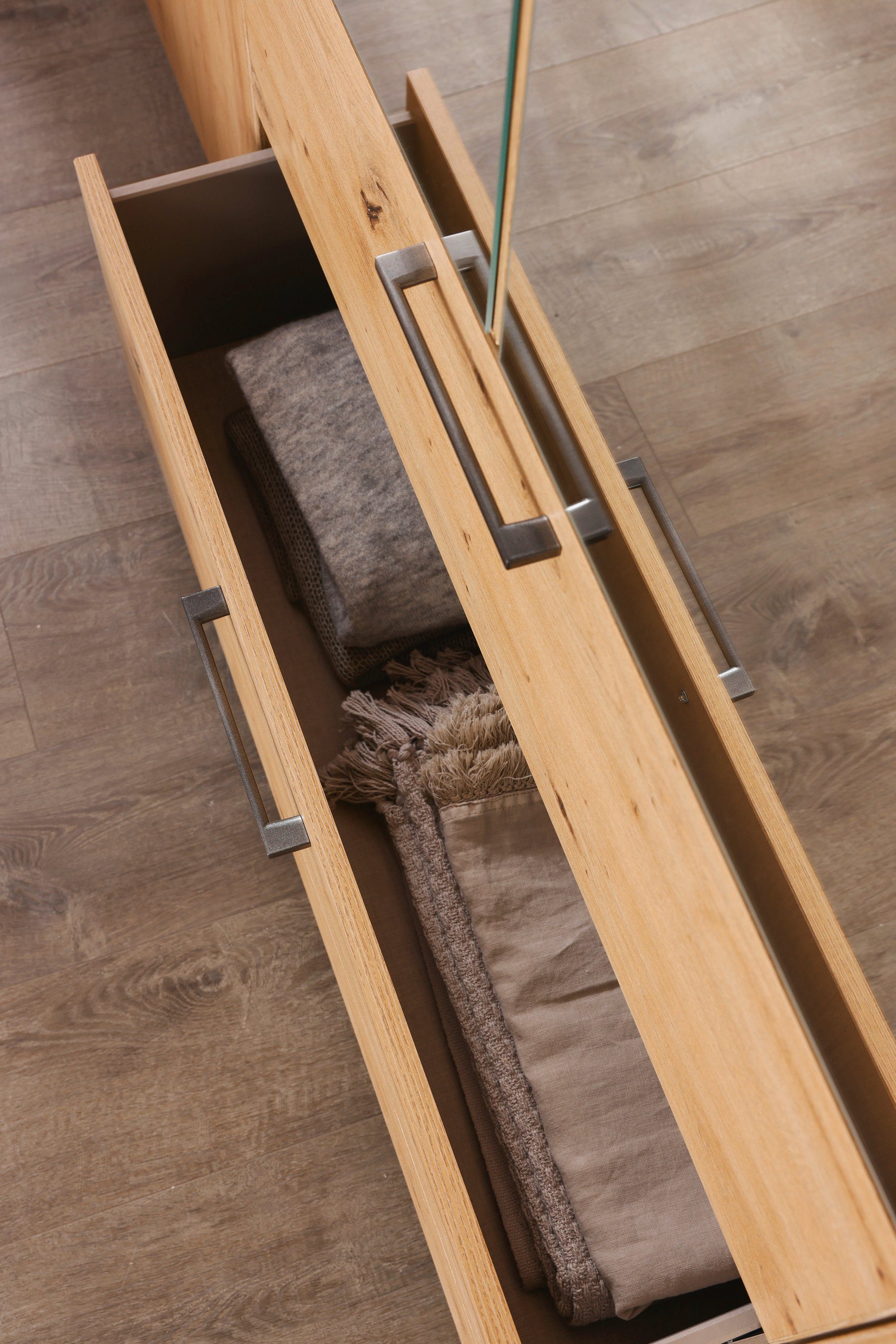 Slaapkamerserie Compleet slaapkamer Challenger (Set van 4 delen) Kast 2 breedtes, bed 3 breedtes, 2 nachttafels MADE IN GERMANY
