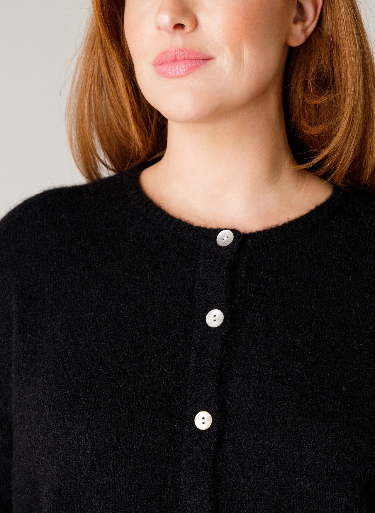 Base Level Curvy Cardigan Yulia met wol en knoopsluiting