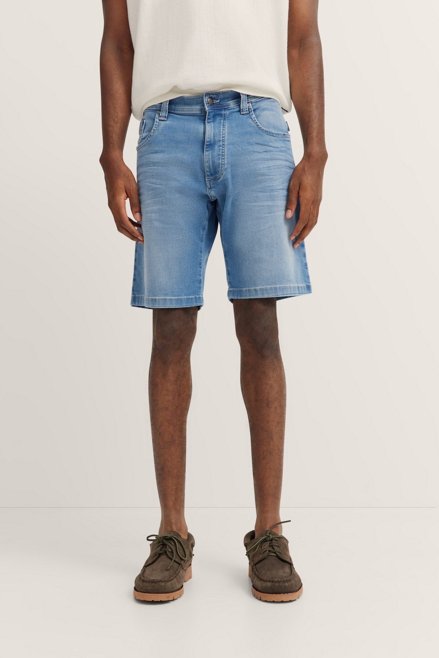 Bugatti Bermuda heren broeken maat 48 blauw