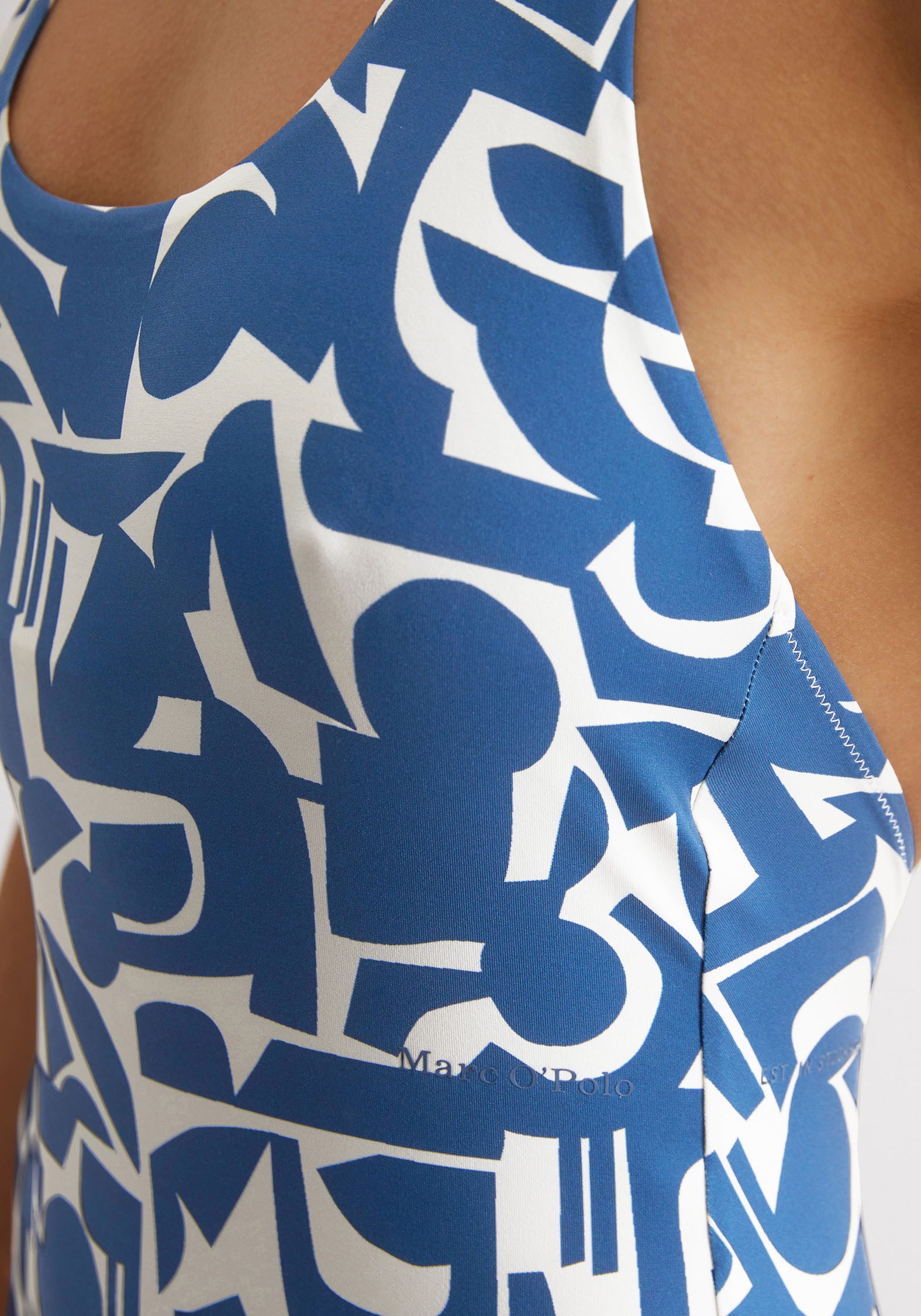 Marc O'Polo Badpak Geo Print met moderne halternekstijl