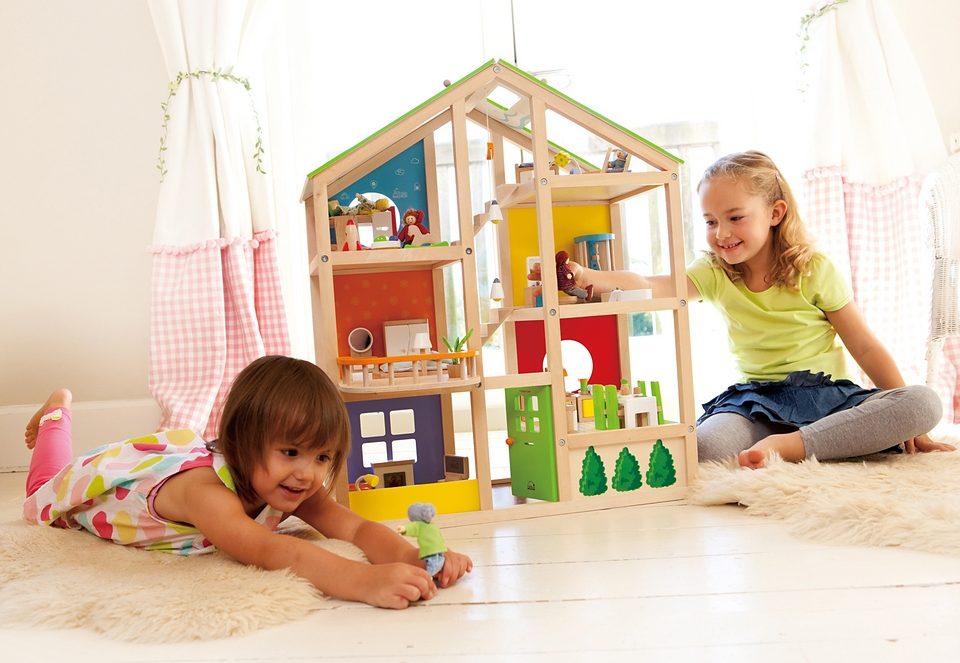 Hape Poppenhuis Vier Seizoenen inclusief poppenmeubels