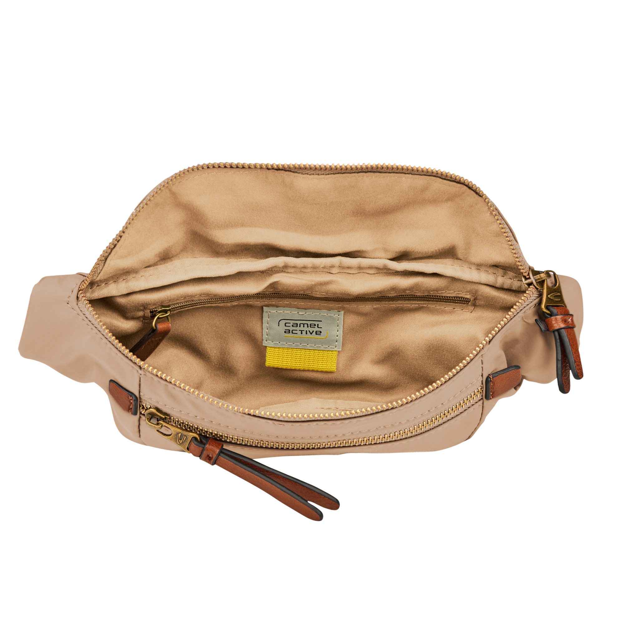 camel active Buiktasje Bari van hoogwaardig mat nylon met gestreept geweven band