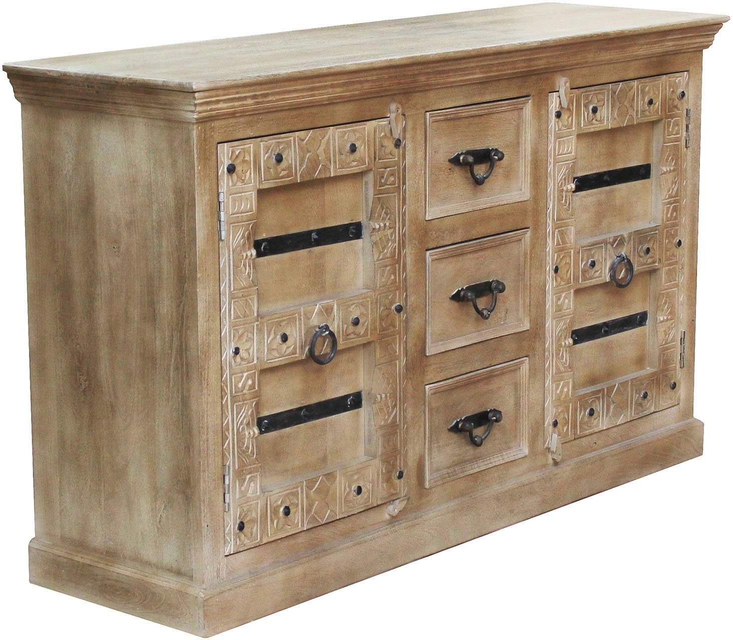 SIT Dressoir Daipur met luxueus houtsnijwerk