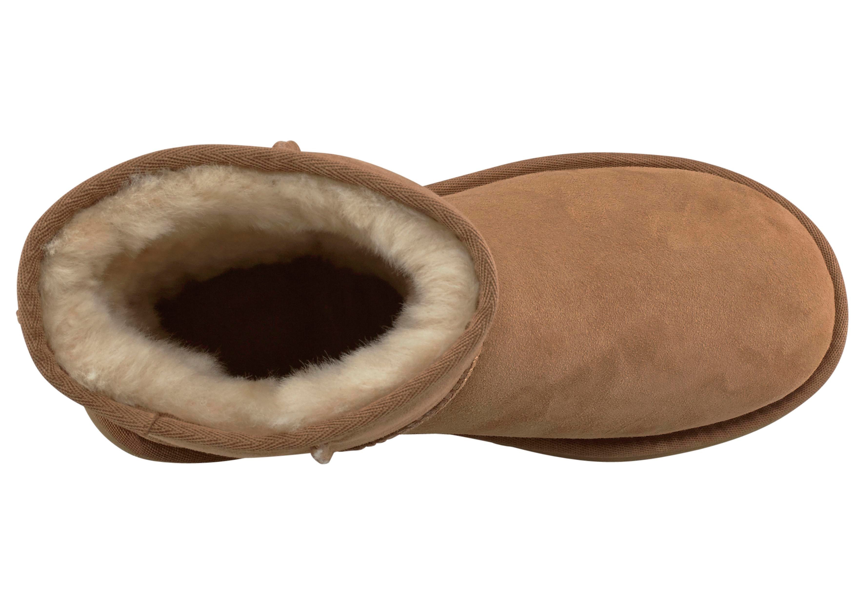UGG Winterlaarzen Classic Short 2 laarzen, instap laarzen in klassiek ontwerp